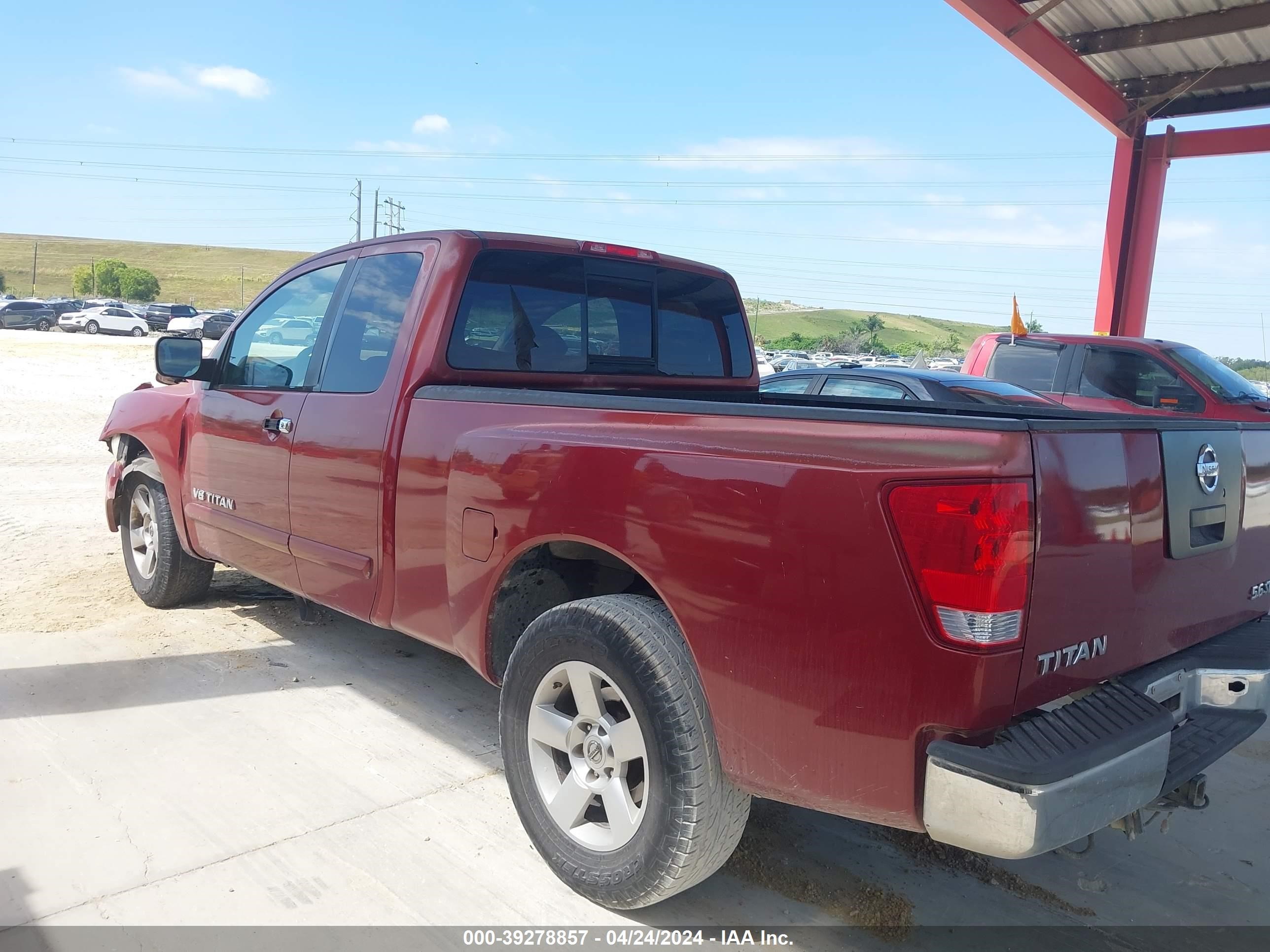 Photo 13 VIN: 1N6BA06A95N564730 - NISSAN TITAN 