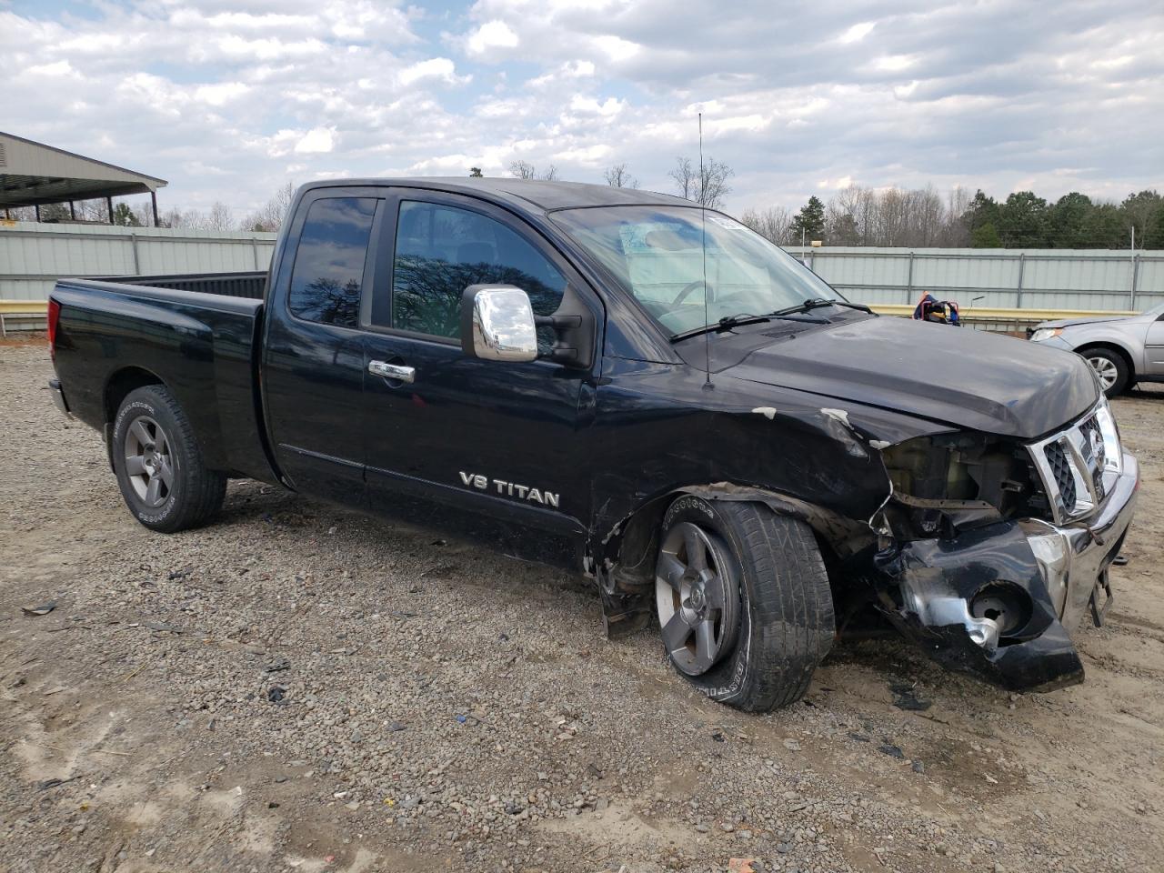 Photo 3 VIN: 1N6BA06B95N525659 - NISSAN TITAN 