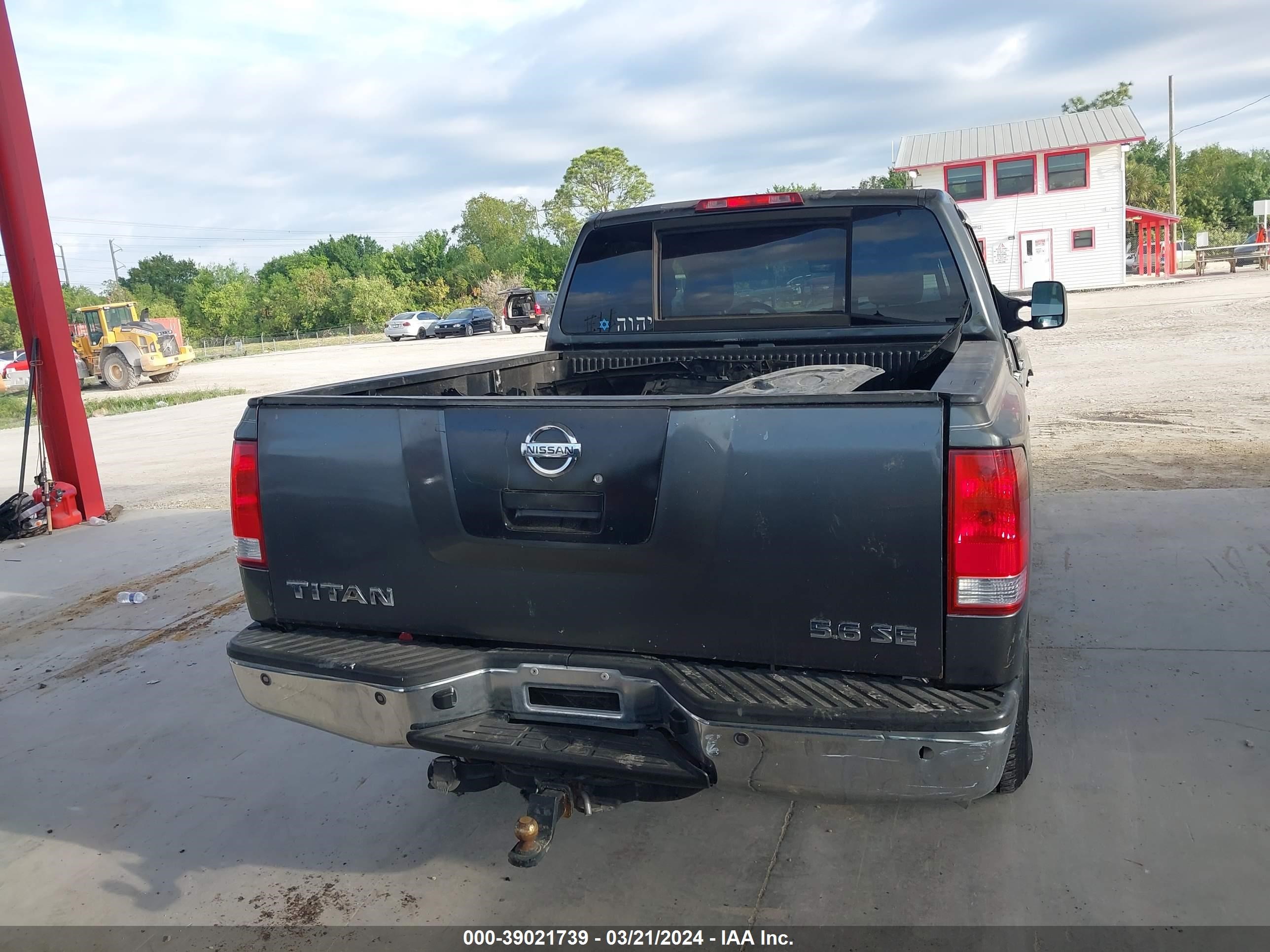 Photo 15 VIN: 1N6BA07A17N210377 - NISSAN TITAN 