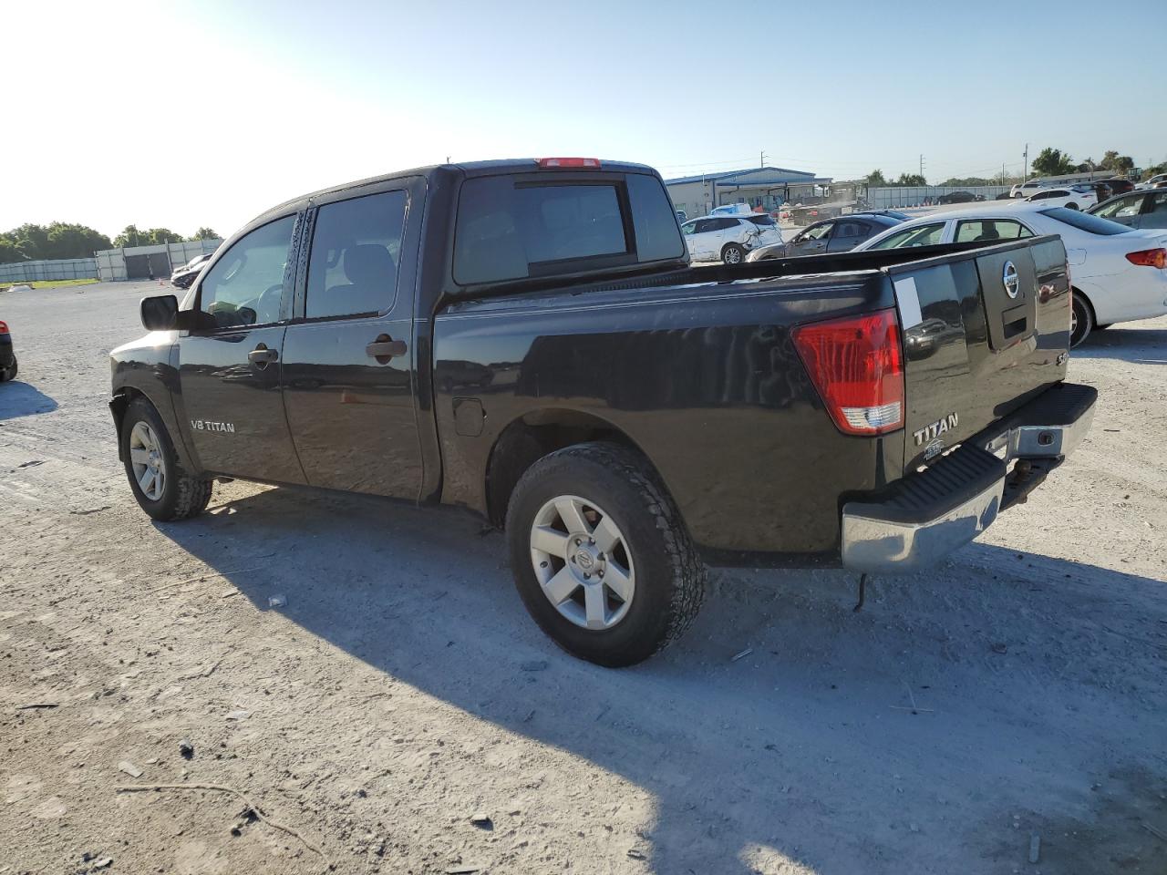 Photo 1 VIN: 1N6BA07A35N518566 - NISSAN TITAN 