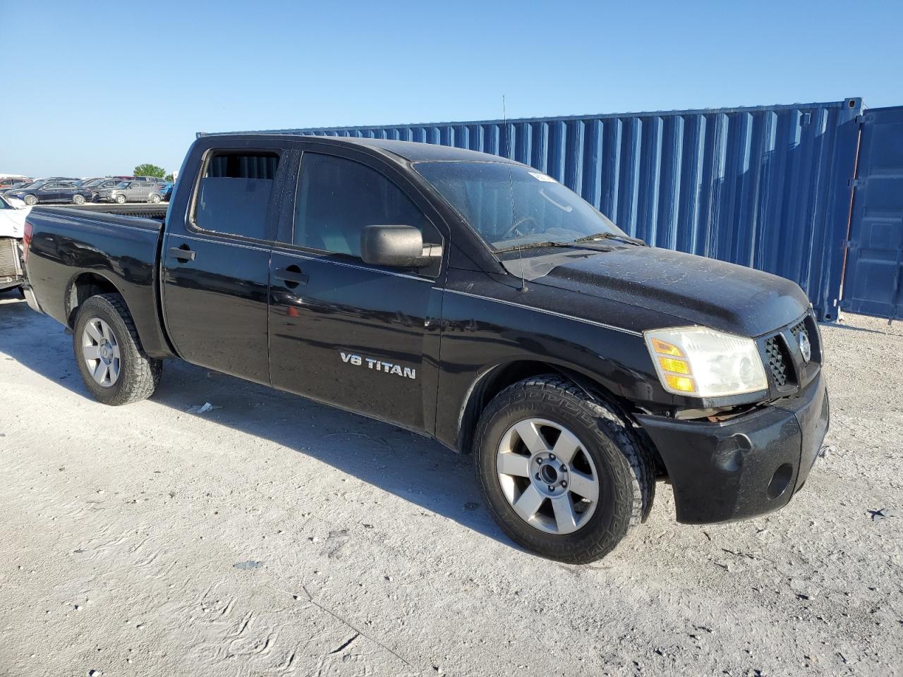 Photo 3 VIN: 1N6BA07A35N518566 - NISSAN TITAN 