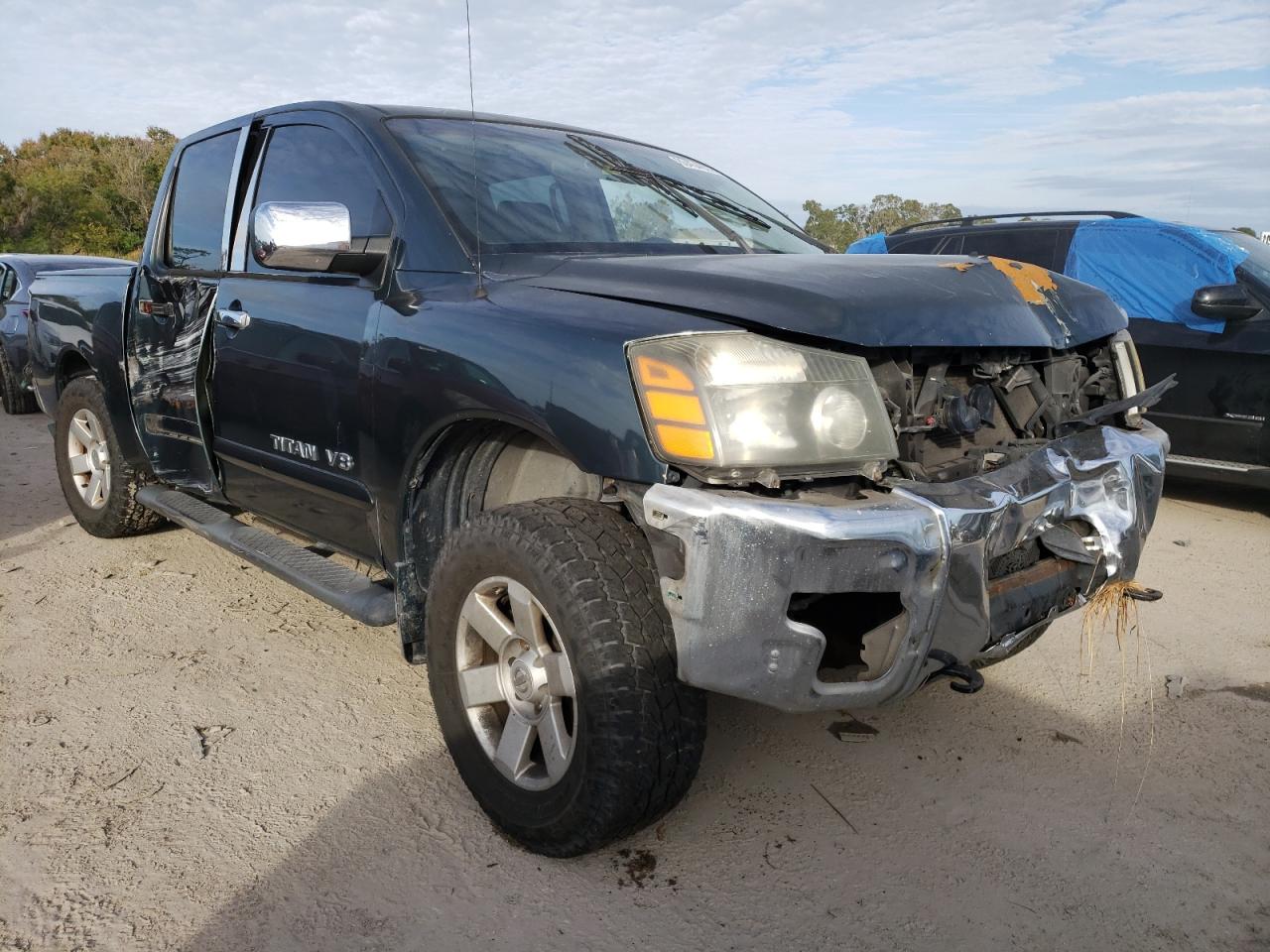 Photo 3 VIN: 1N6BA07A35N543435 - NISSAN TITAN 