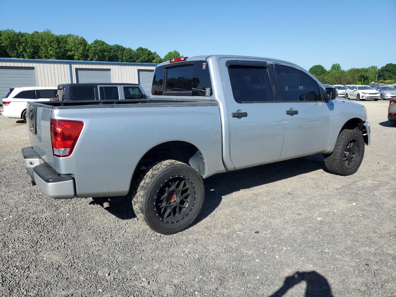 Photo 2 VIN: 1N6BA07B16N570689 - NISSAN TITAN 