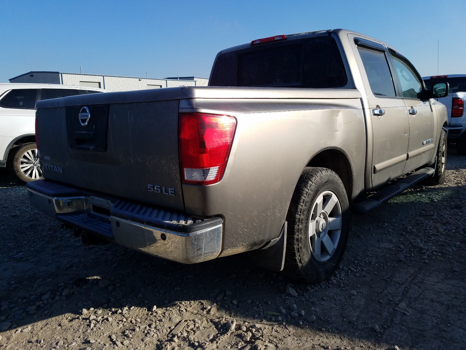 Photo 3 VIN: 1N6BA07B56N533306 - NISSAN TITAN XE 