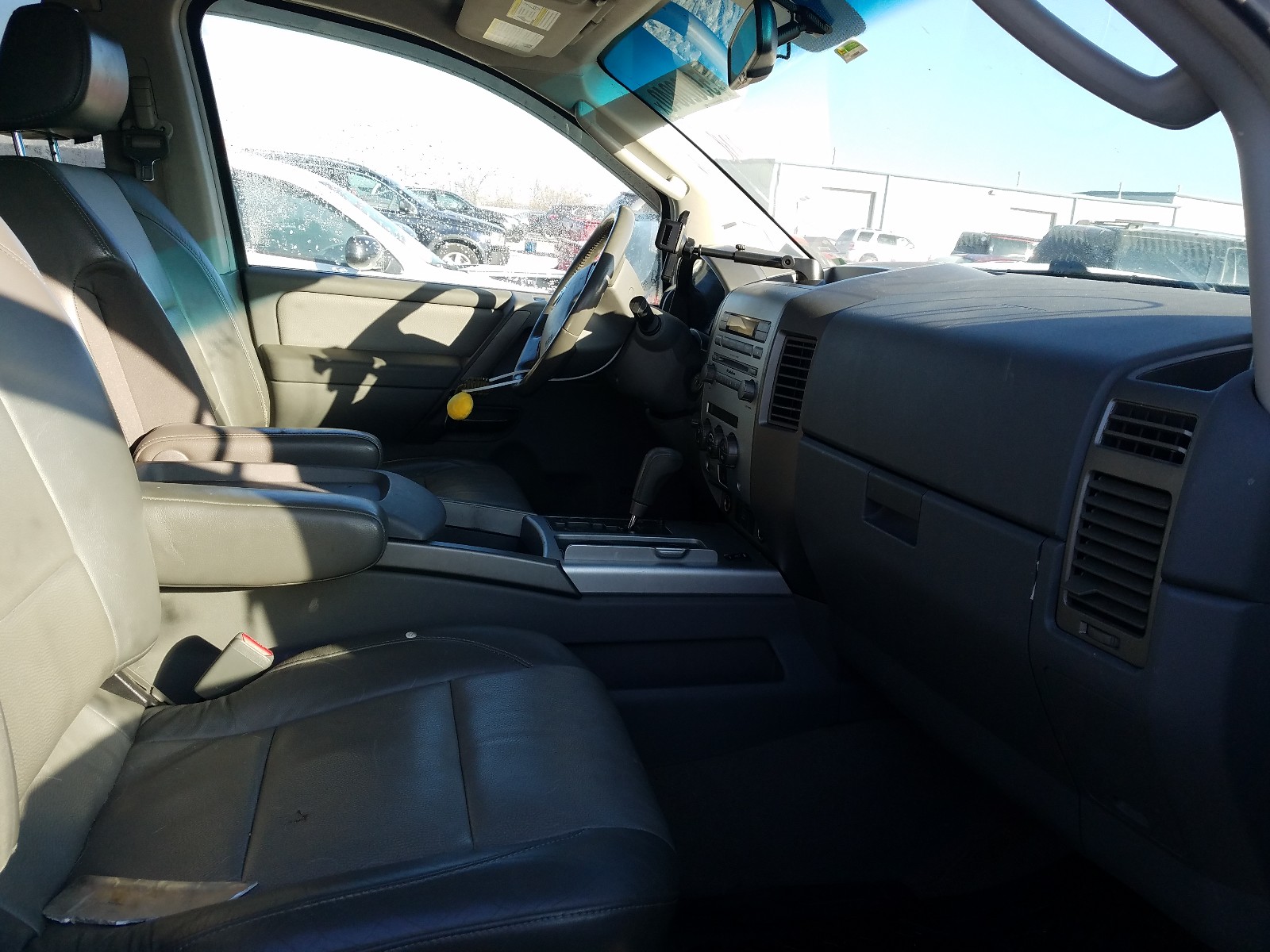 Photo 4 VIN: 1N6BA07B56N533306 - NISSAN TITAN XE 