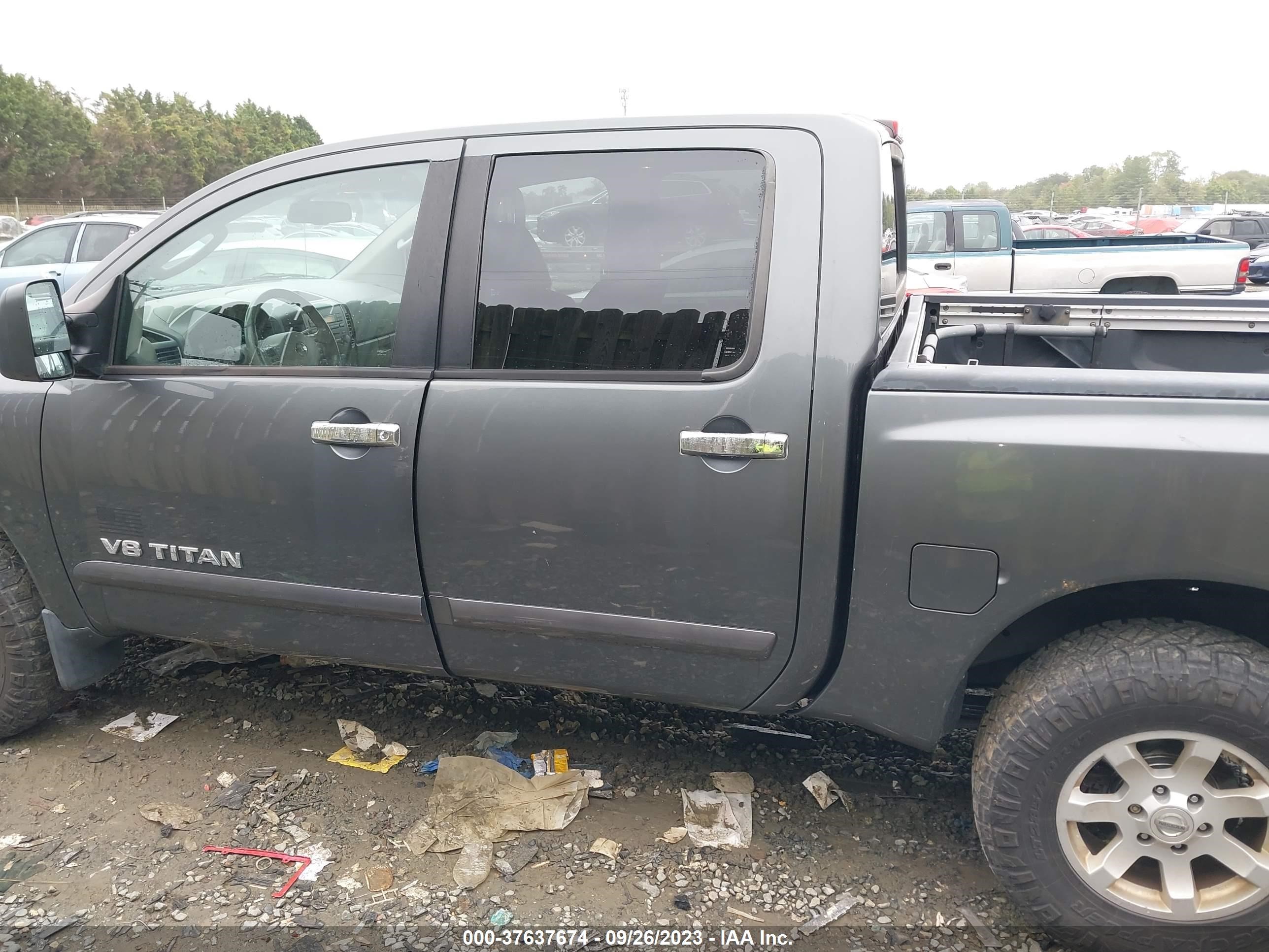 Photo 13 VIN: 1N6BA07B57N237204 - NISSAN TITAN 