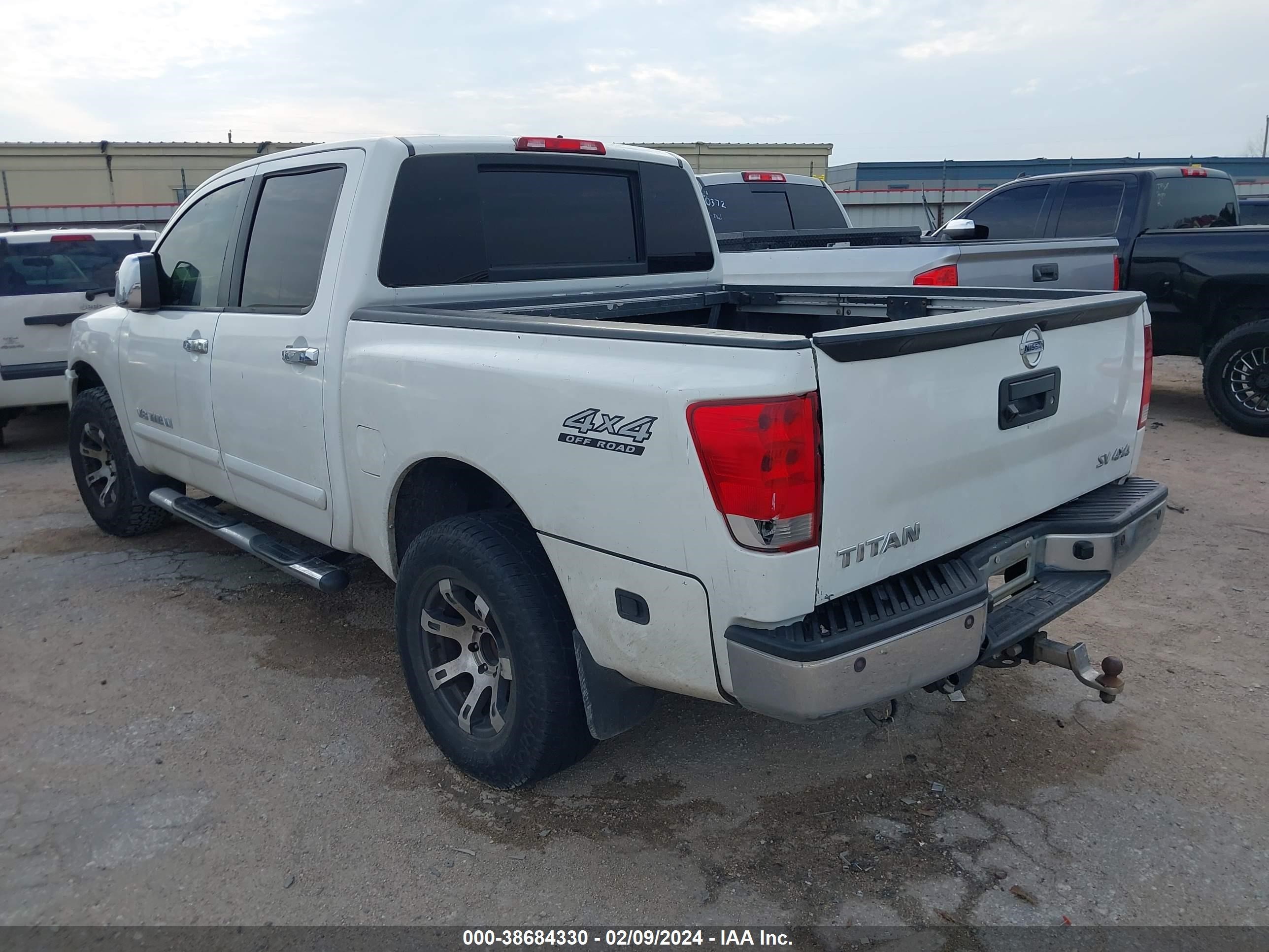 Photo 2 VIN: 1N6BA07B87N225273 - NISSAN TITAN 