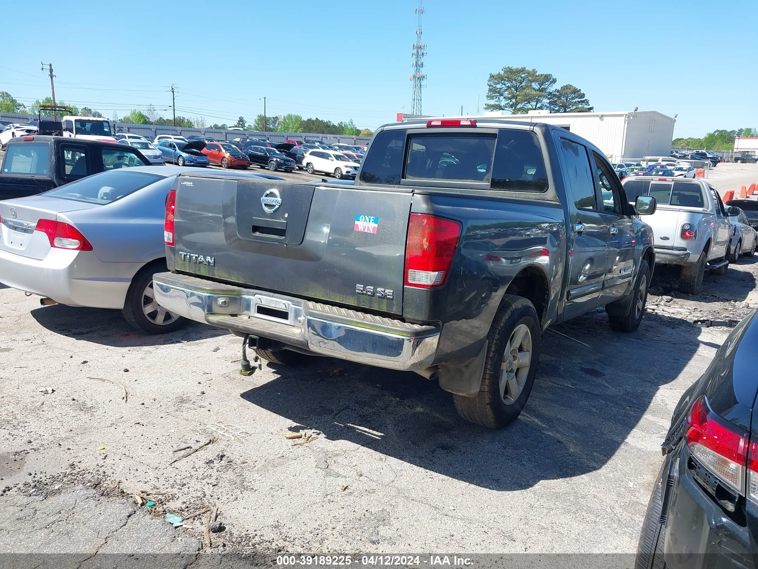 Photo 3 VIN: 1N6BA07B95N577629 - NISSAN TITAN 