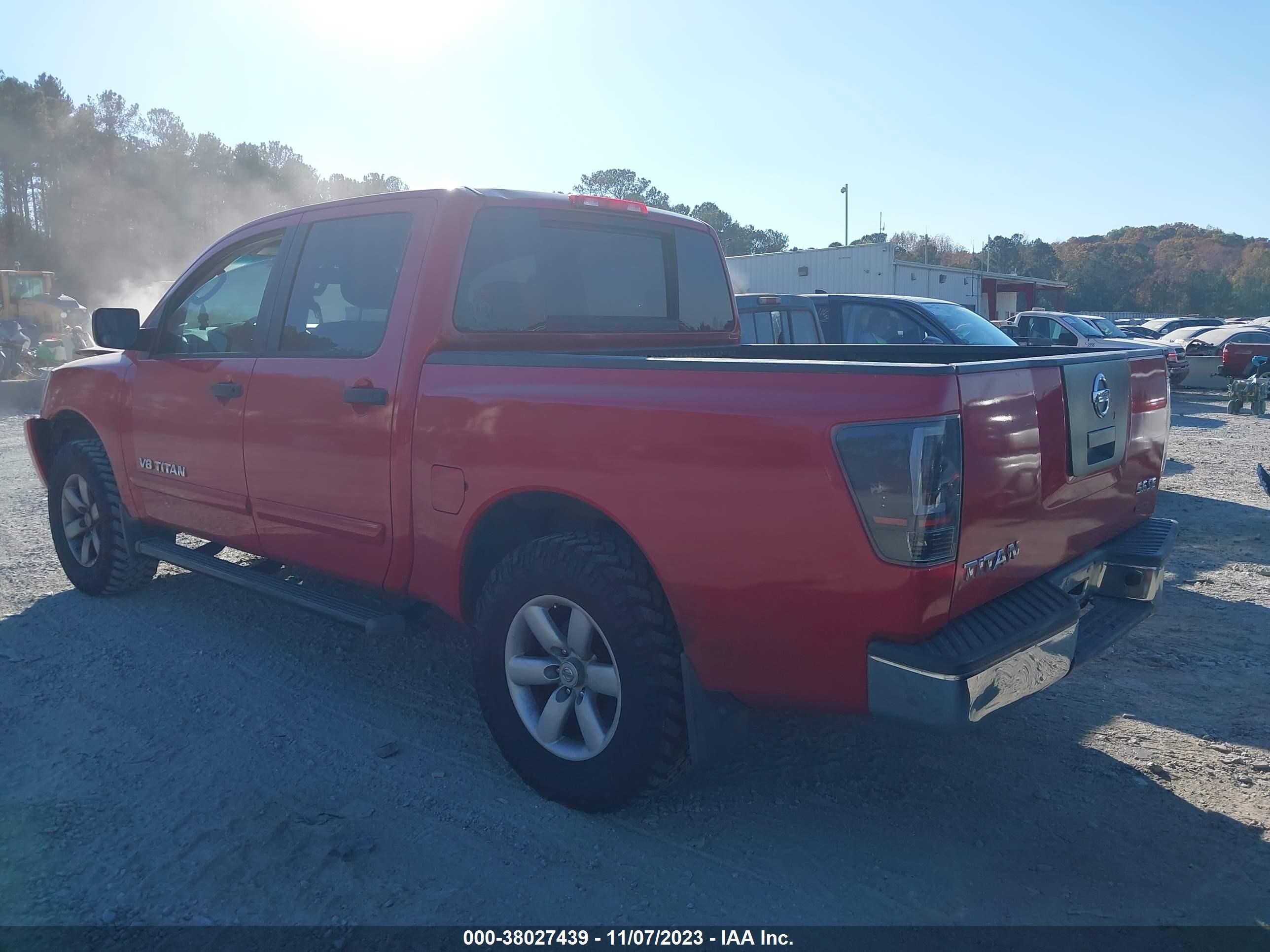 Photo 2 VIN: 1N6BA07D18N349145 - NISSAN TITAN 