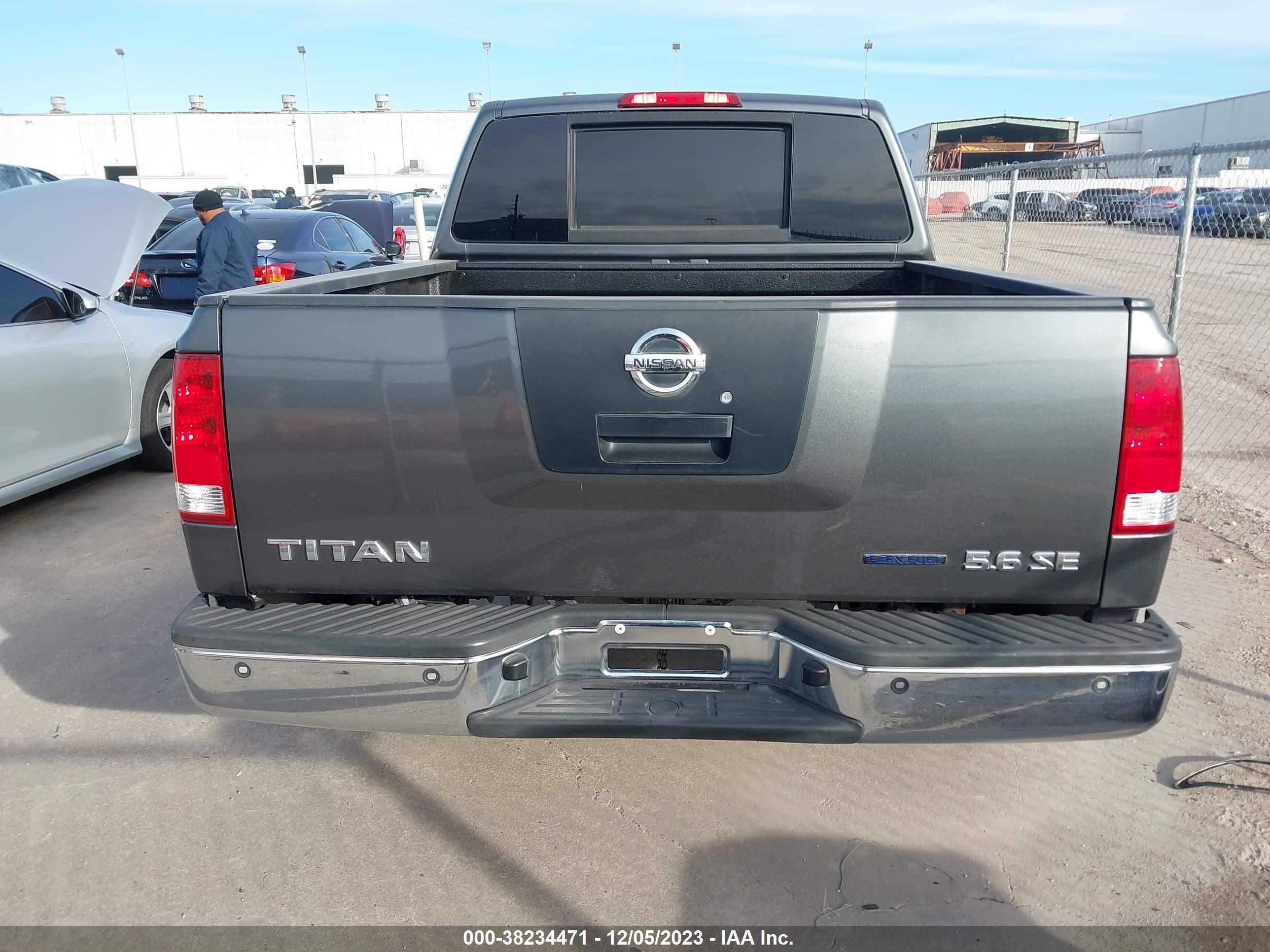 Photo 16 VIN: 1N6BA07D28N318714 - NISSAN TITAN 