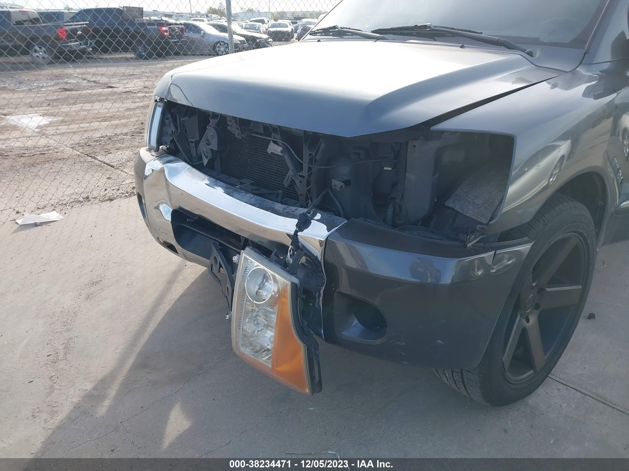 Photo 5 VIN: 1N6BA07D28N318714 - NISSAN TITAN 