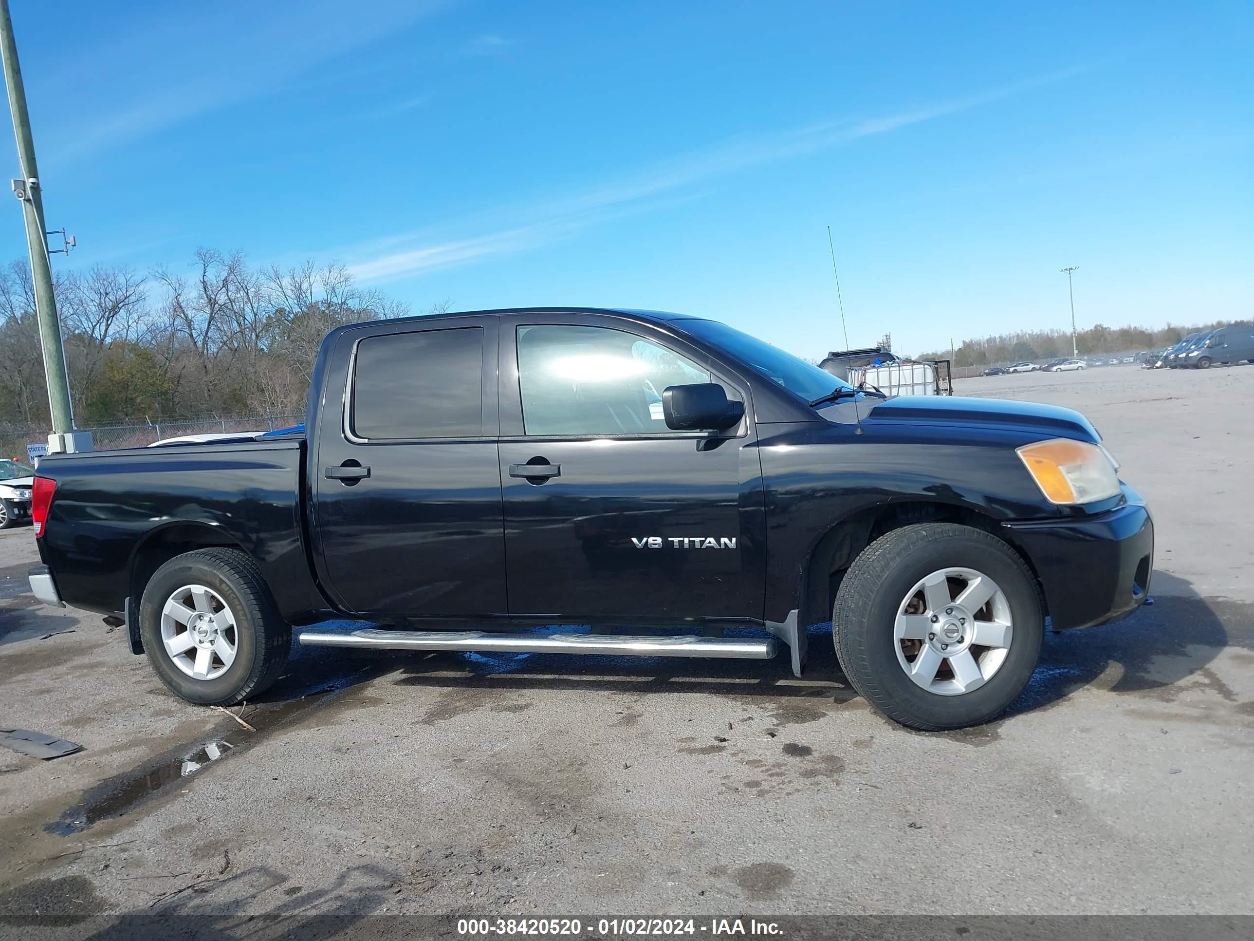 Photo 12 VIN: 1N6BA07D38N327325 - NISSAN TITAN 