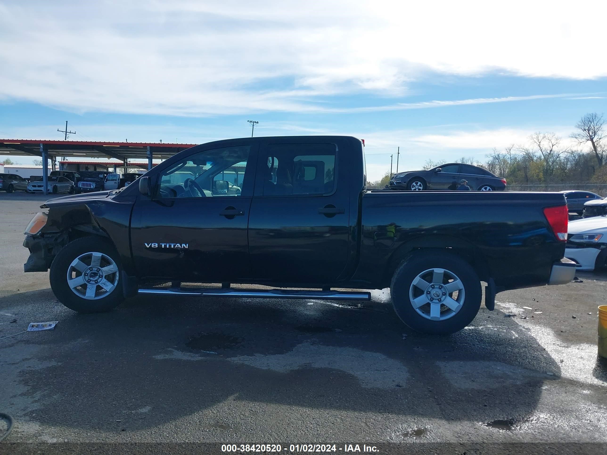 Photo 13 VIN: 1N6BA07D38N327325 - NISSAN TITAN 