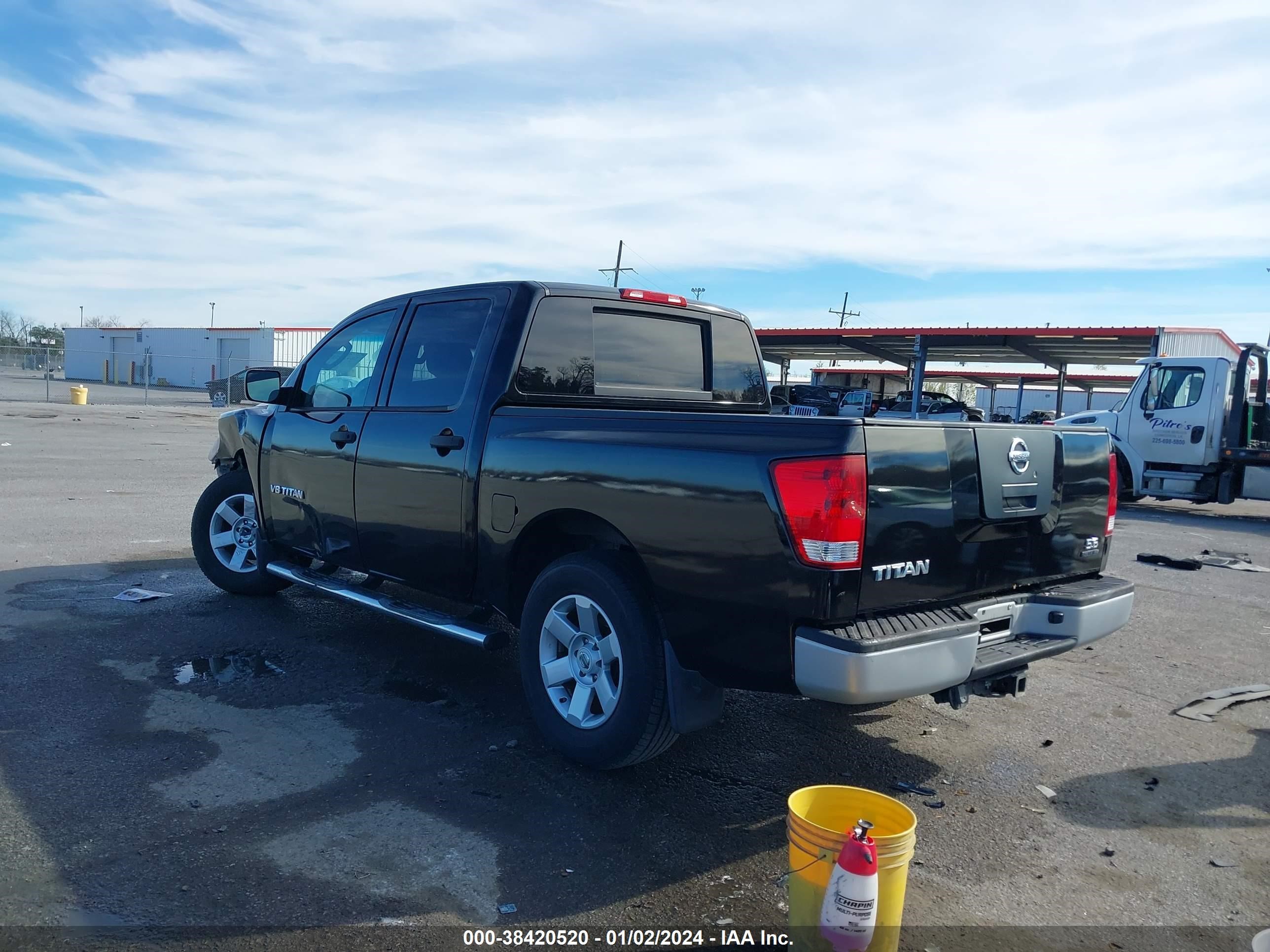 Photo 2 VIN: 1N6BA07D38N327325 - NISSAN TITAN 