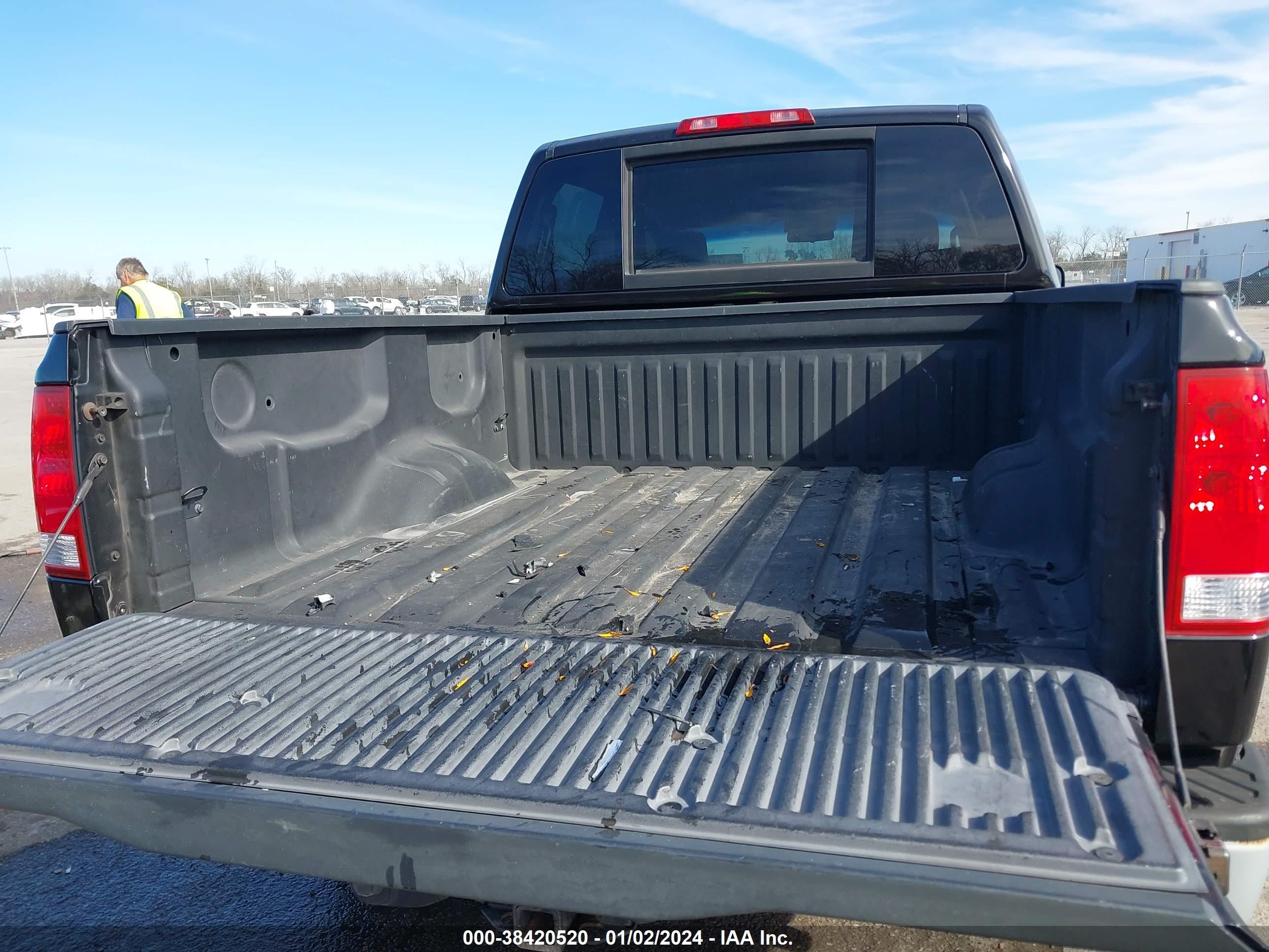 Photo 7 VIN: 1N6BA07D38N327325 - NISSAN TITAN 