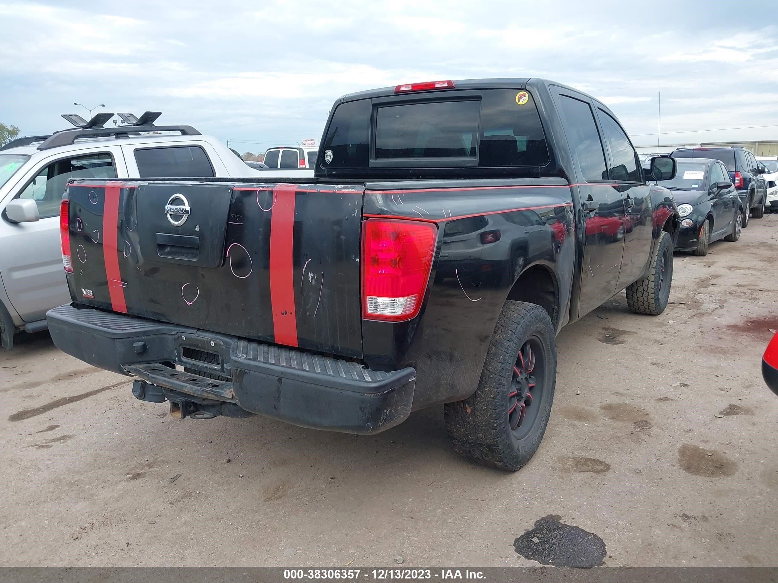 Photo 3 VIN: 1N6BA07D68N346306 - NISSAN TITAN 