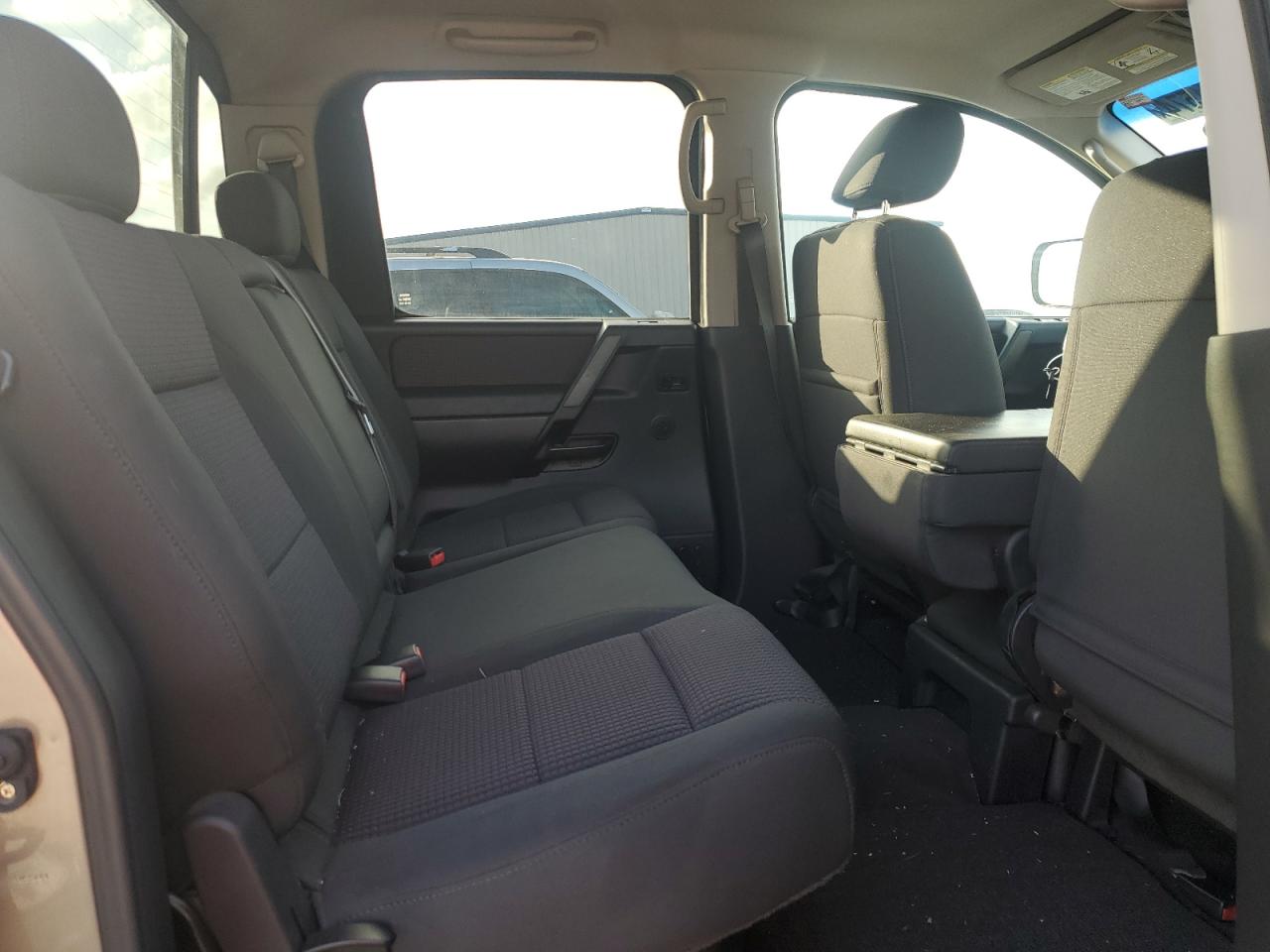 Photo 9 VIN: 1N6BA07D78N343706 - NISSAN TITAN 