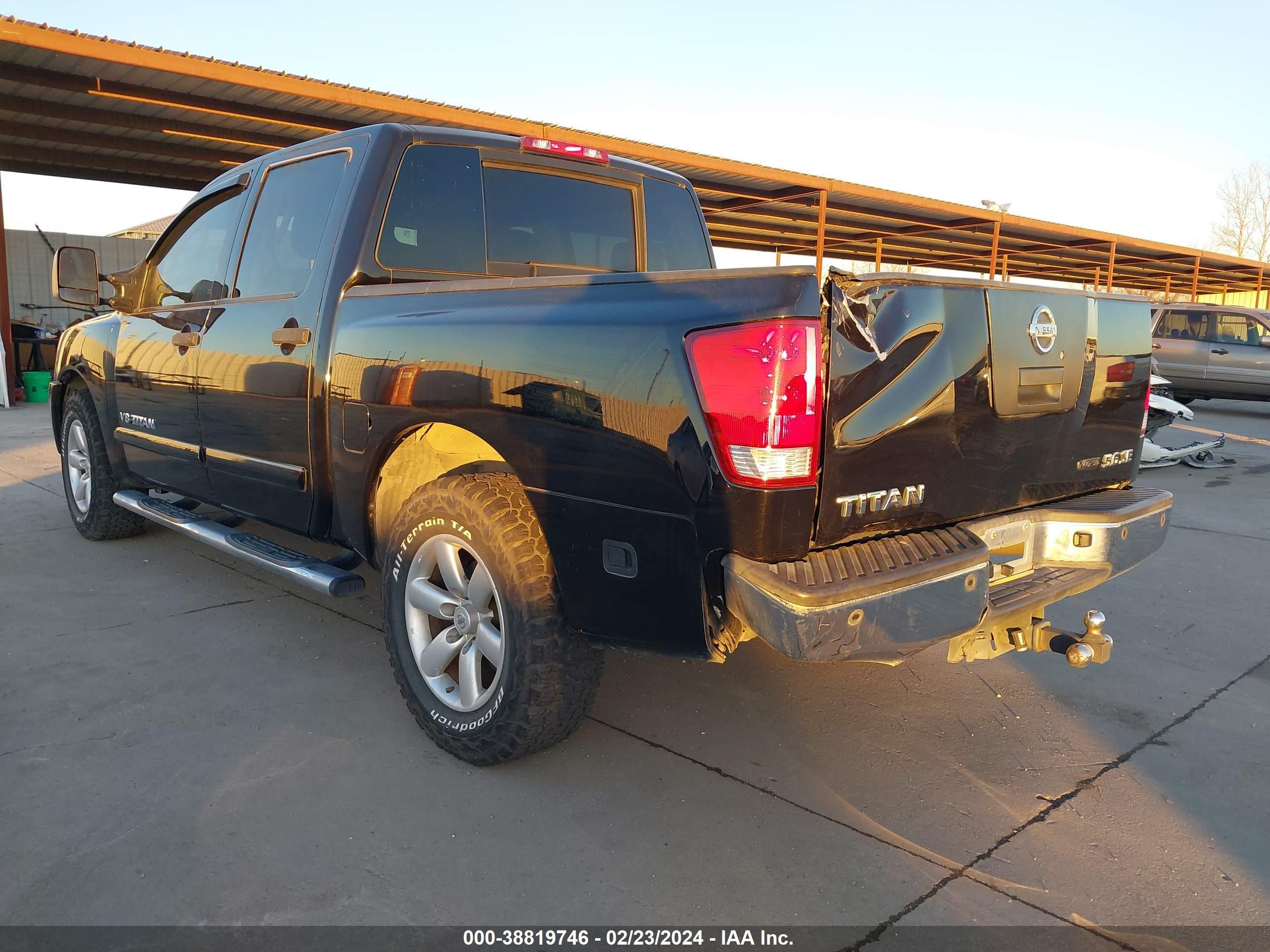 Photo 2 VIN: 1N6BA07D89N307685 - NISSAN TITAN 