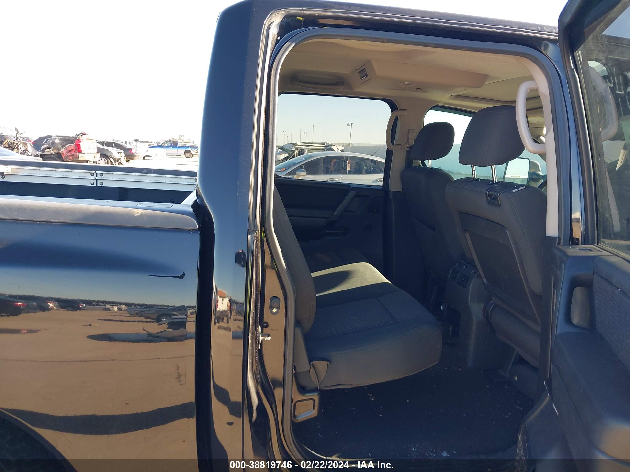 Photo 7 VIN: 1N6BA07D89N307685 - NISSAN TITAN 