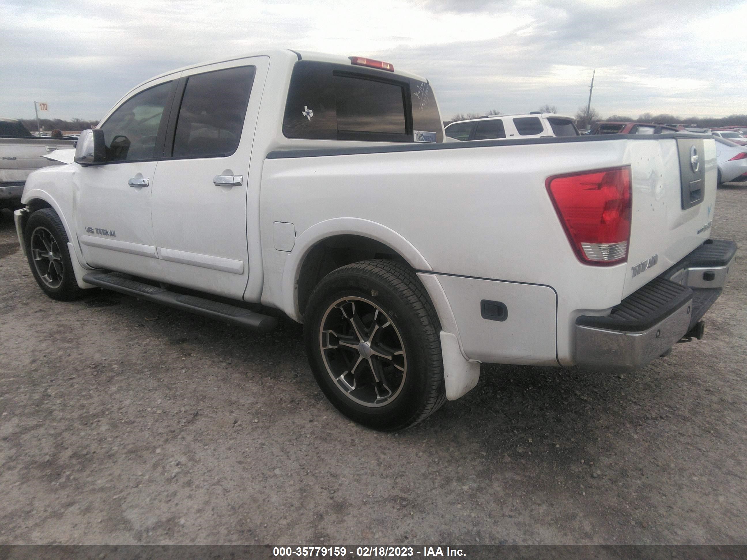 Photo 2 VIN: 1N6BA07D98N323473 - NISSAN TITAN 