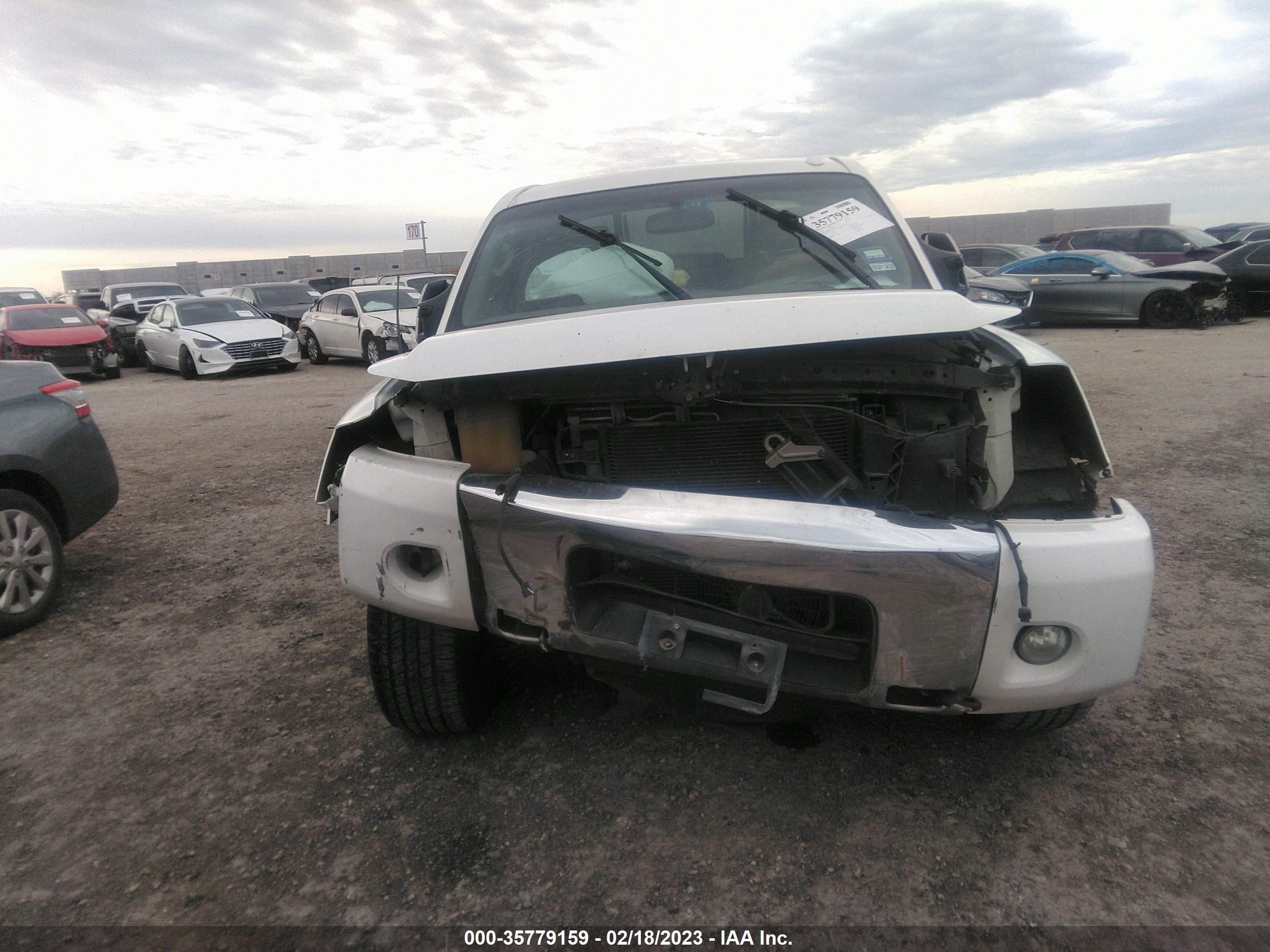 Photo 5 VIN: 1N6BA07D98N323473 - NISSAN TITAN 