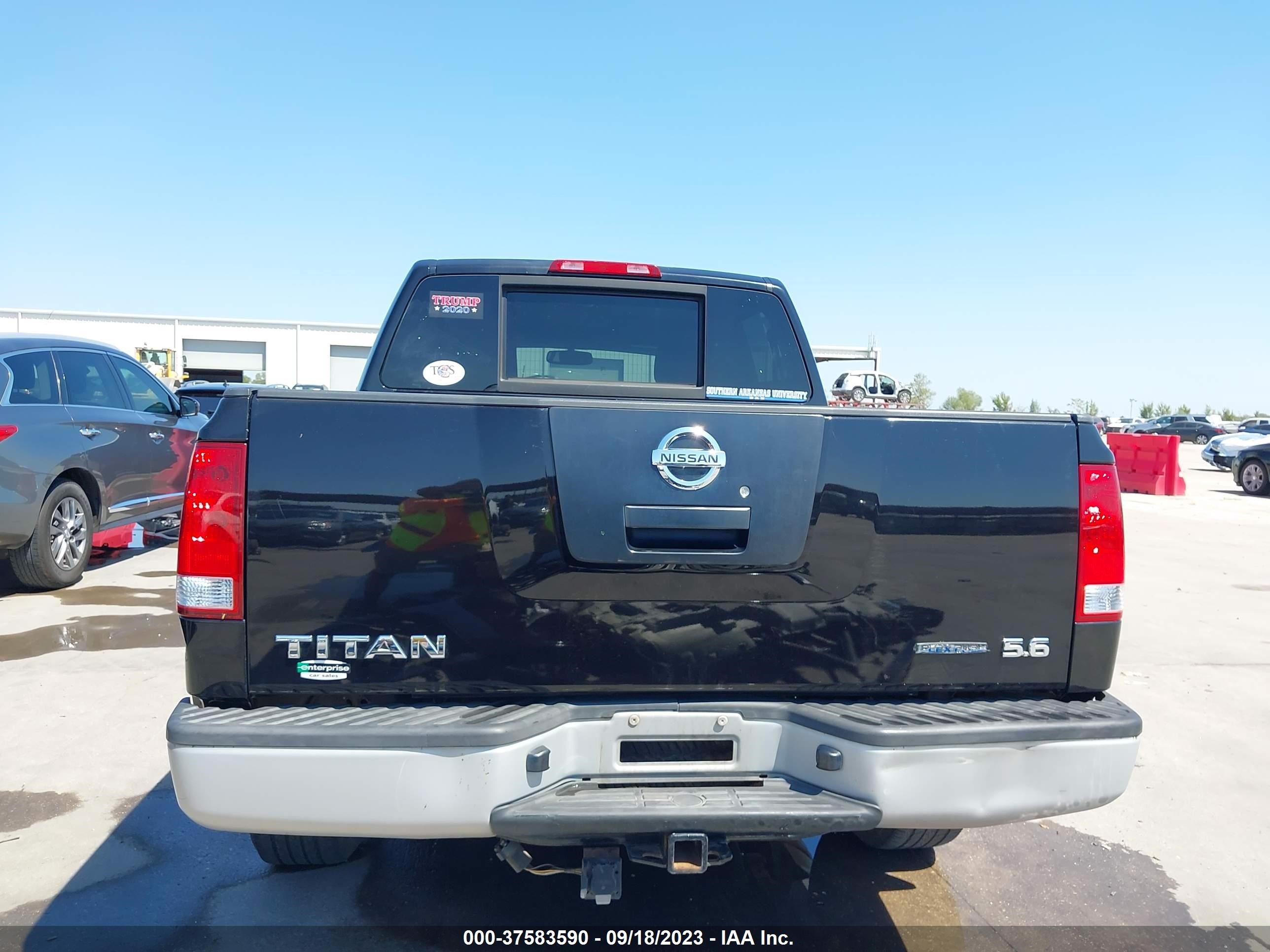 Photo 15 VIN: 1N6BA07D98N350589 - NISSAN TITAN 