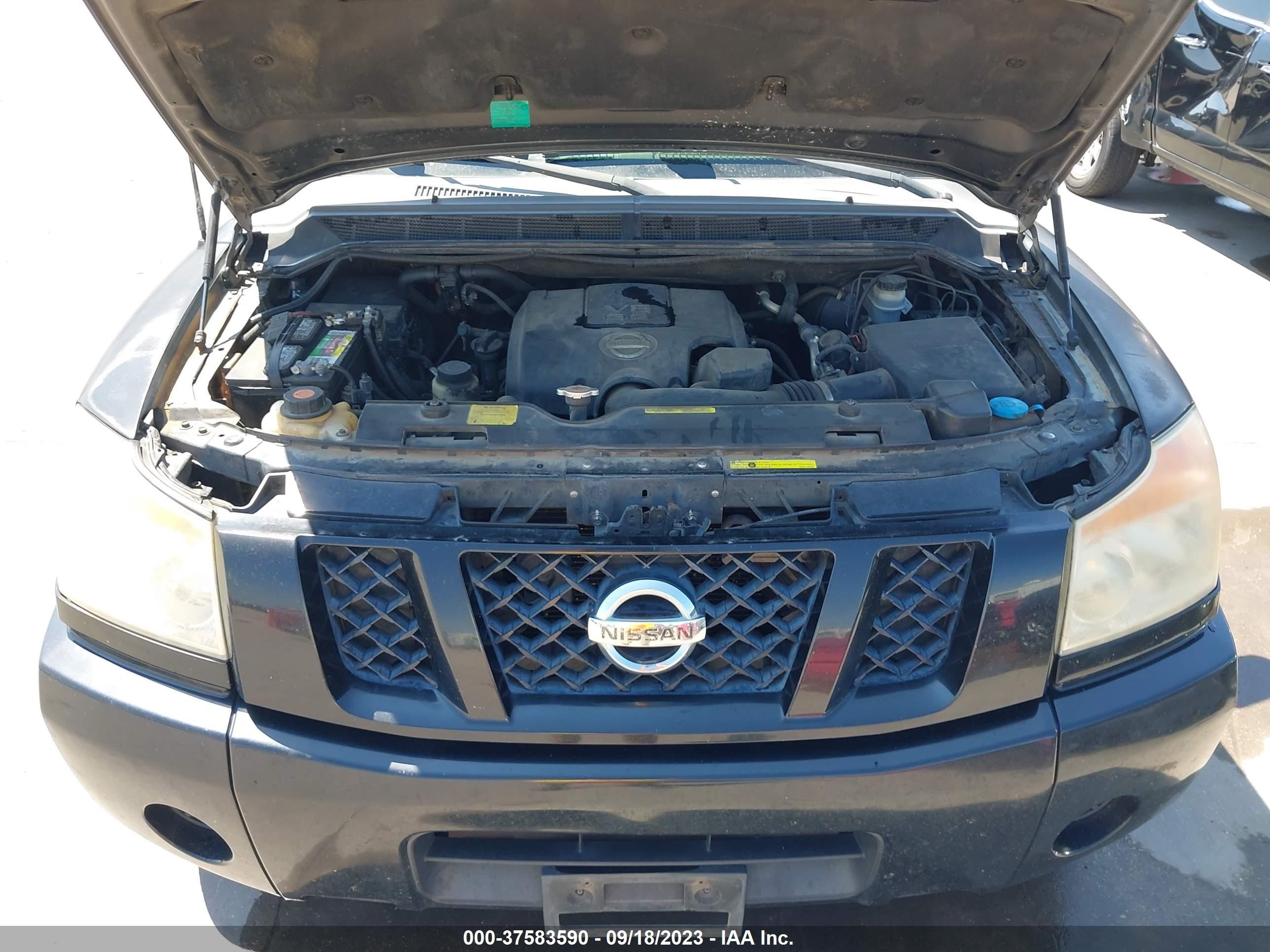 Photo 9 VIN: 1N6BA07D98N350589 - NISSAN TITAN 