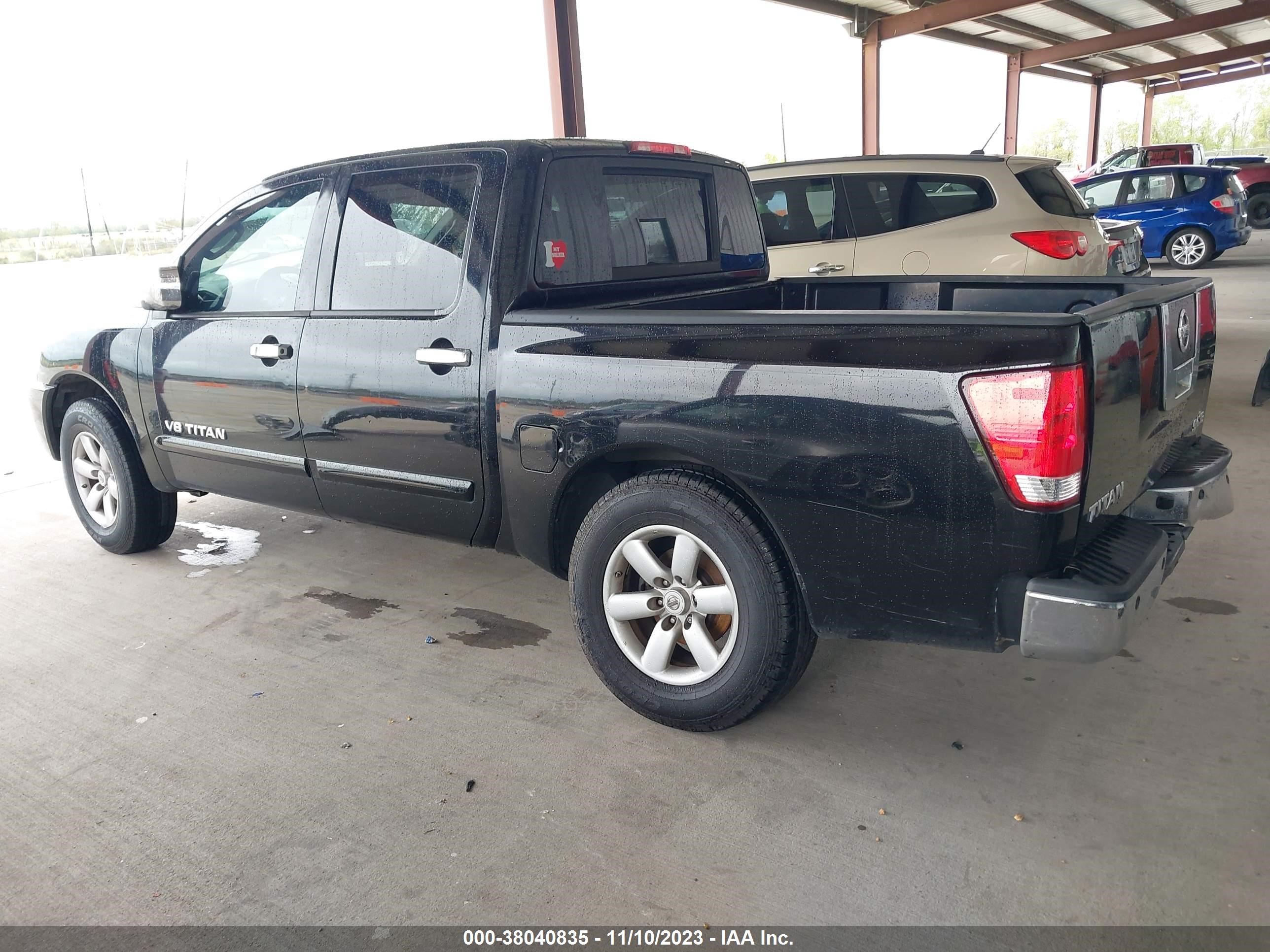 Photo 2 VIN: 1N6BA07DX9N315299 - NISSAN TITAN 