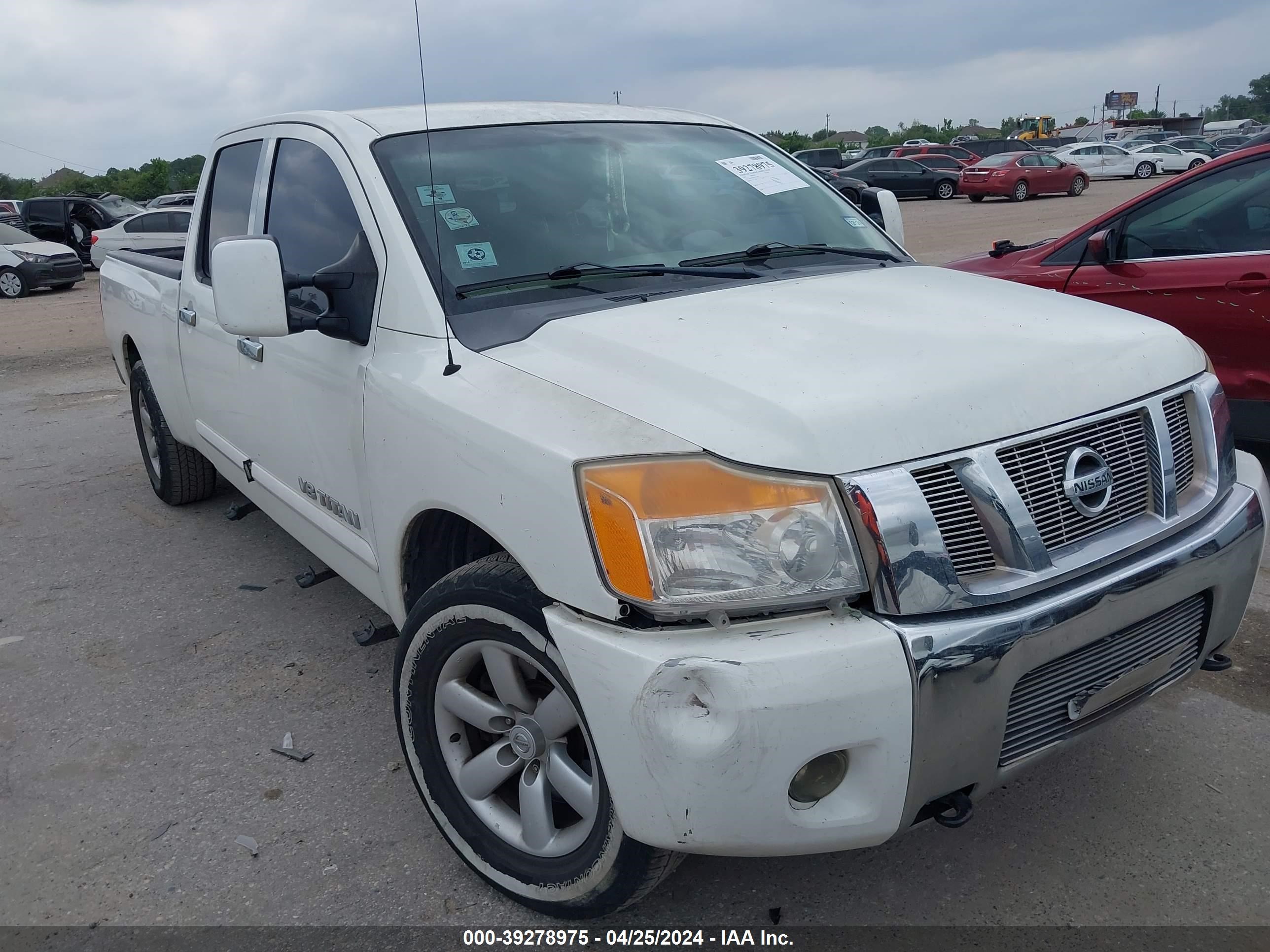 Photo 0 VIN: 1N6BA07G18N310338 - NISSAN TITAN 