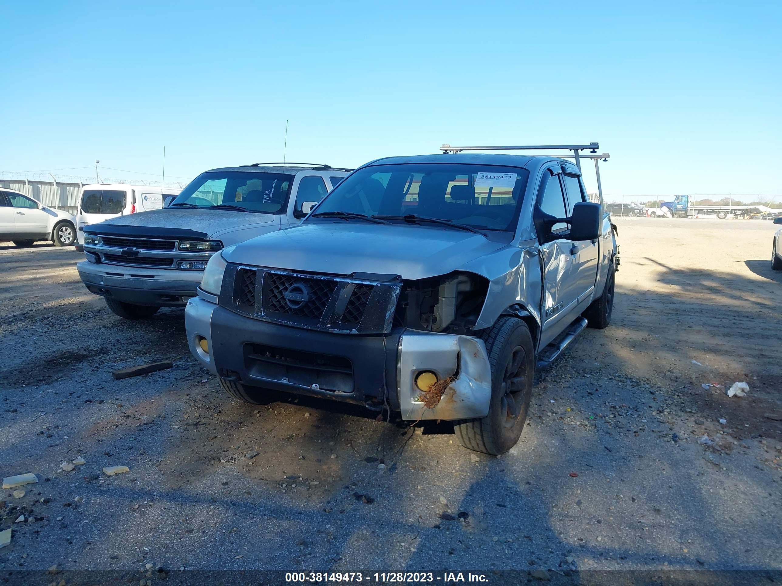 Photo 5 VIN: 1N6BA07G98N333169 - NISSAN TITAN 