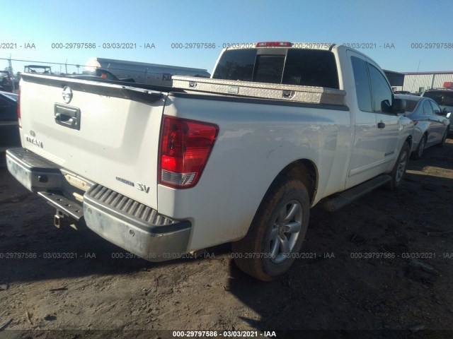 Photo 3 VIN: 1N6BA0CA6EN516431 - NISSAN TITAN 