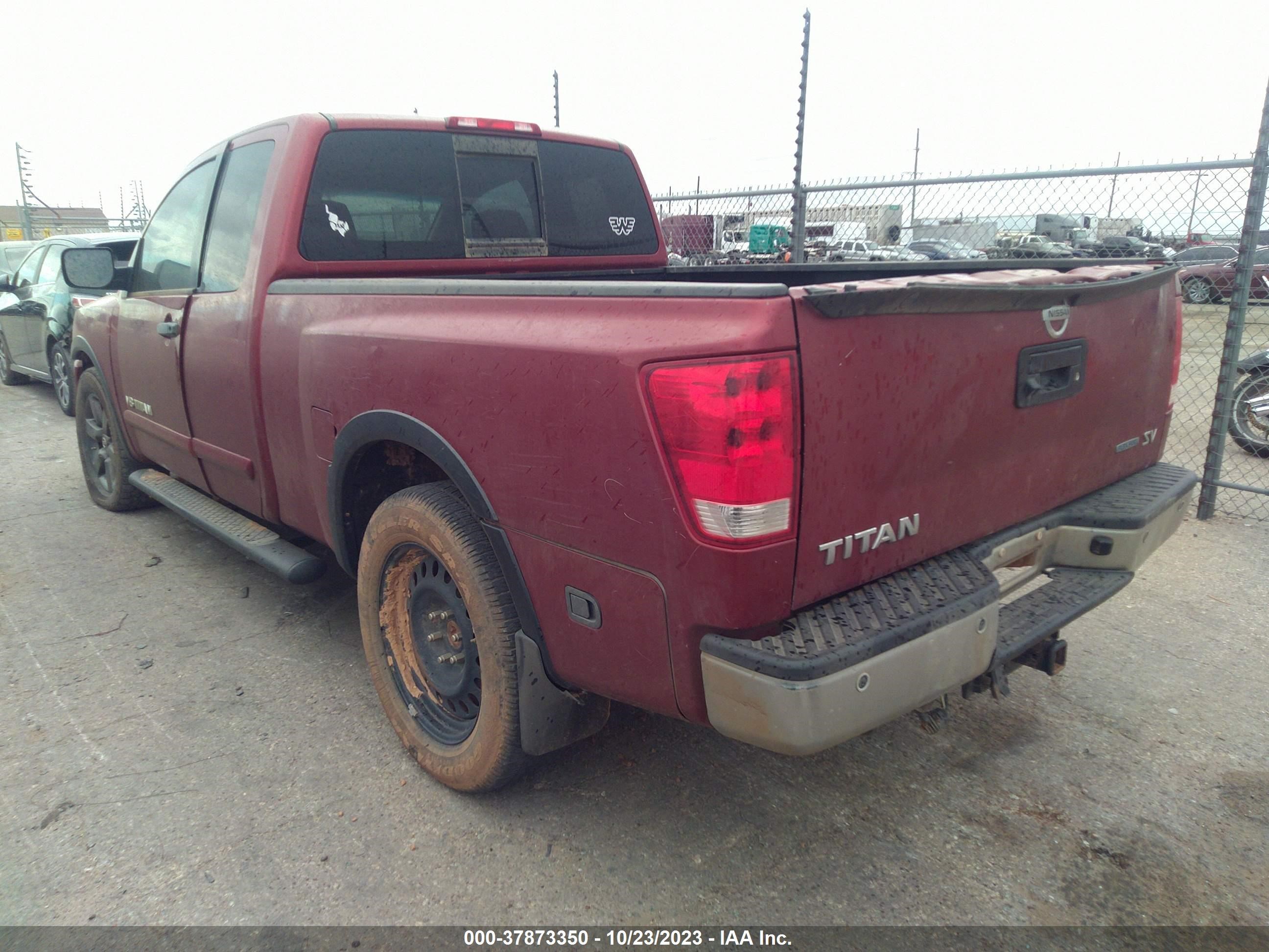 Photo 2 VIN: 1N6BA0CA6FN506757 - NISSAN TITAN 