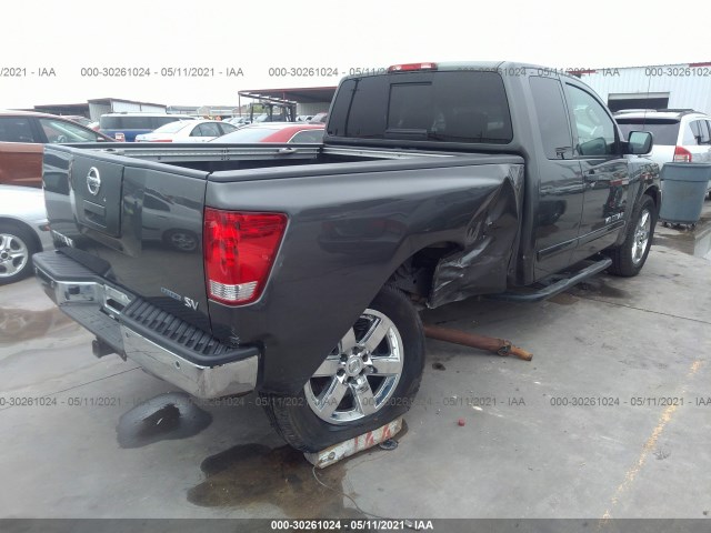 Photo 3 VIN: 1N6BA0CA8BN305601 - NISSAN TITAN 