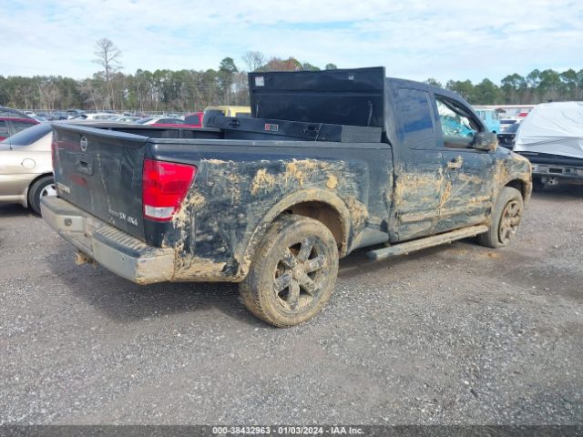 Photo 3 VIN: 1N6BA0CC8FN504025 - NISSAN TITAN 