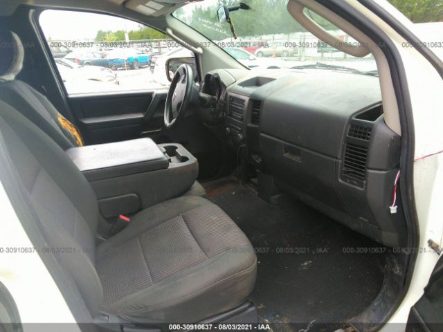 Photo 4 VIN: 1N6BA0CH3AN322169 - NISSAN TITAN 