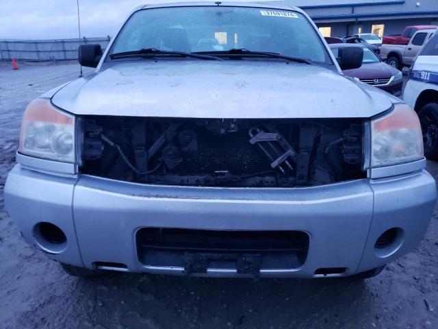 Photo 4 VIN: 1N6BA0CH8AN322393 - NISSAN TITAN 