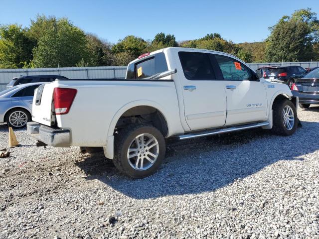 Photo 2 VIN: 1N6BA0EC0BN305624 - NISSAN TITAN 