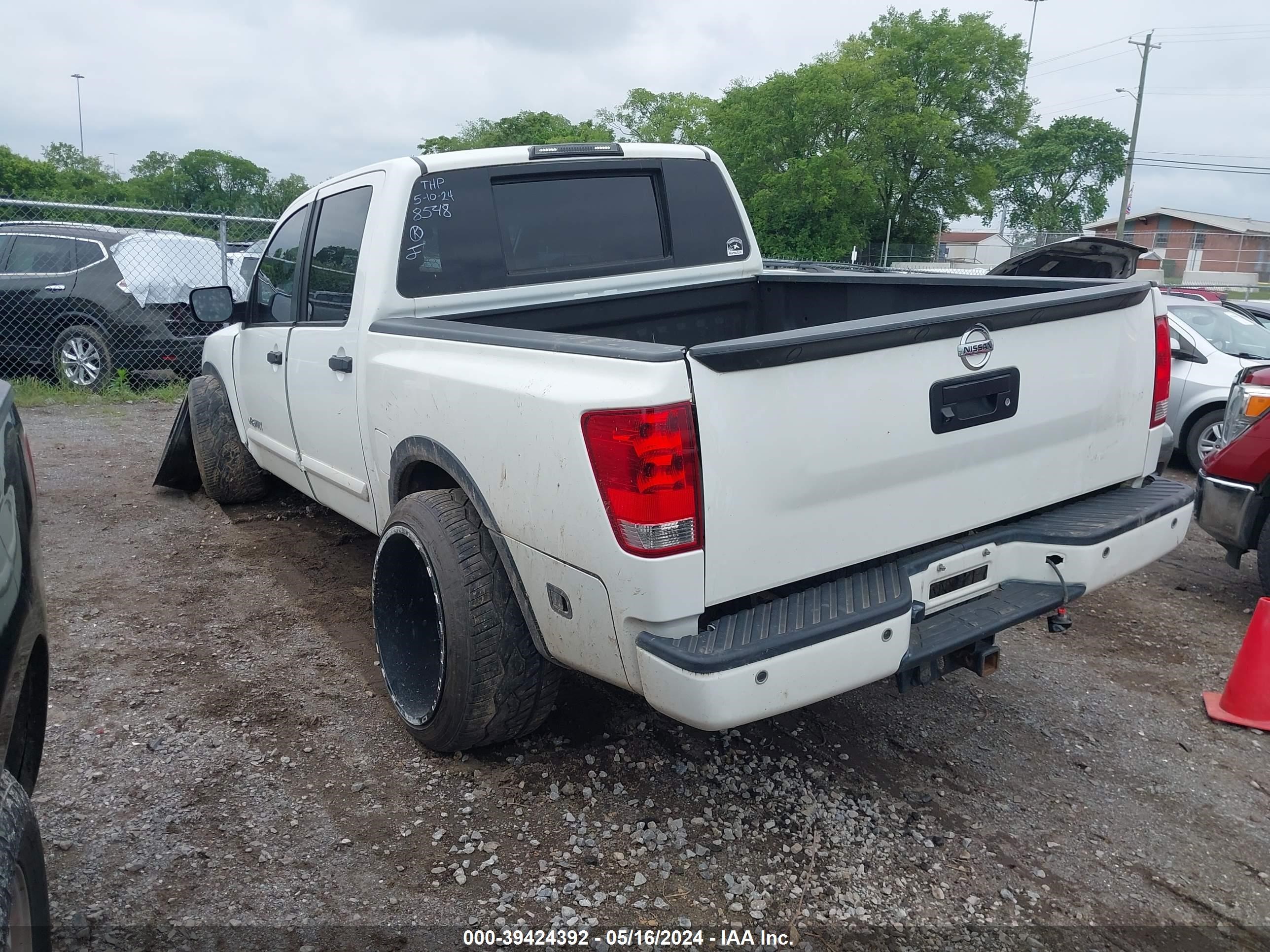 Photo 2 VIN: 1N6BA0EC0EN508548 - NISSAN TITAN 