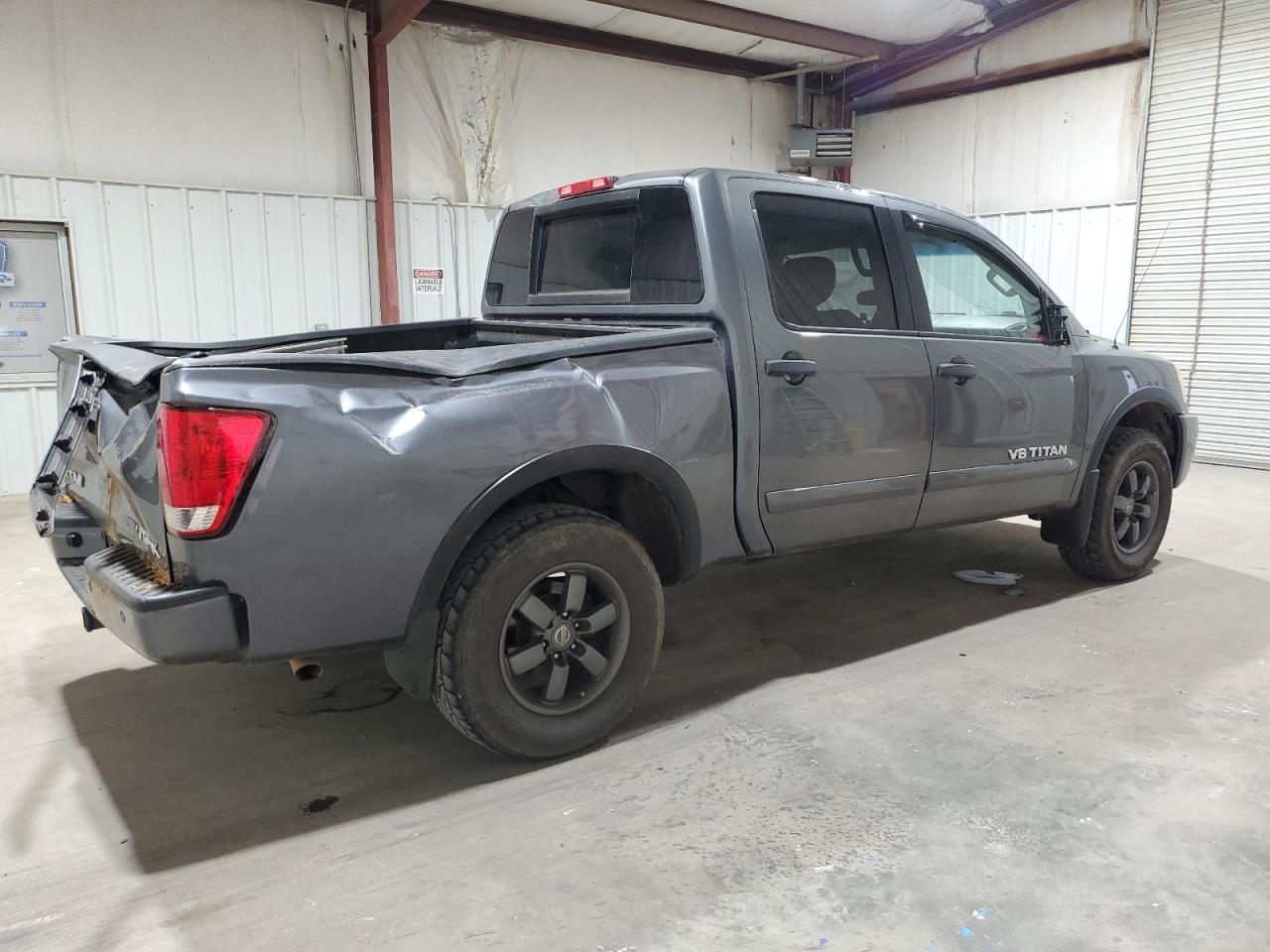 Photo 2 VIN: 1N6BA0EC0EN516763 - NISSAN TITAN 