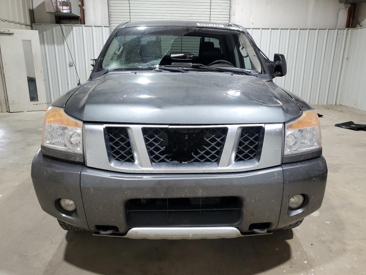 Photo 4 VIN: 1N6BA0EC0EN516763 - NISSAN TITAN 