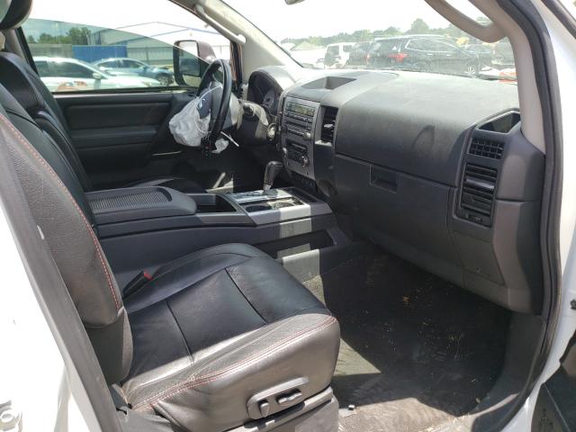 Photo 4 VIN: 1N6BA0EC1BN325106 - NISSAN TITAN S 