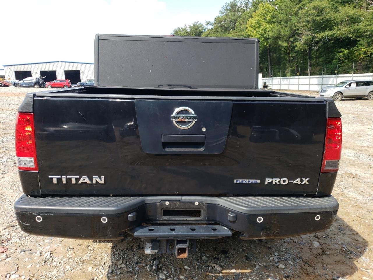 Photo 5 VIN: 1N6BA0EC1CN322398 - NISSAN TITAN 