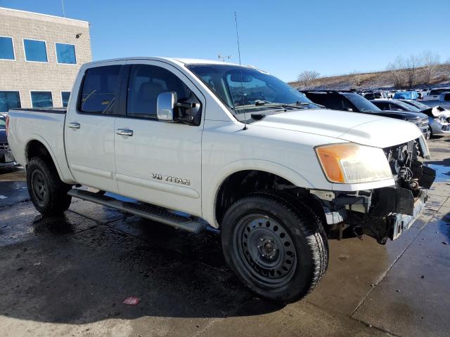 Photo 3 VIN: 1N6BA0EC2AN313612 - NISSAN TITAN 