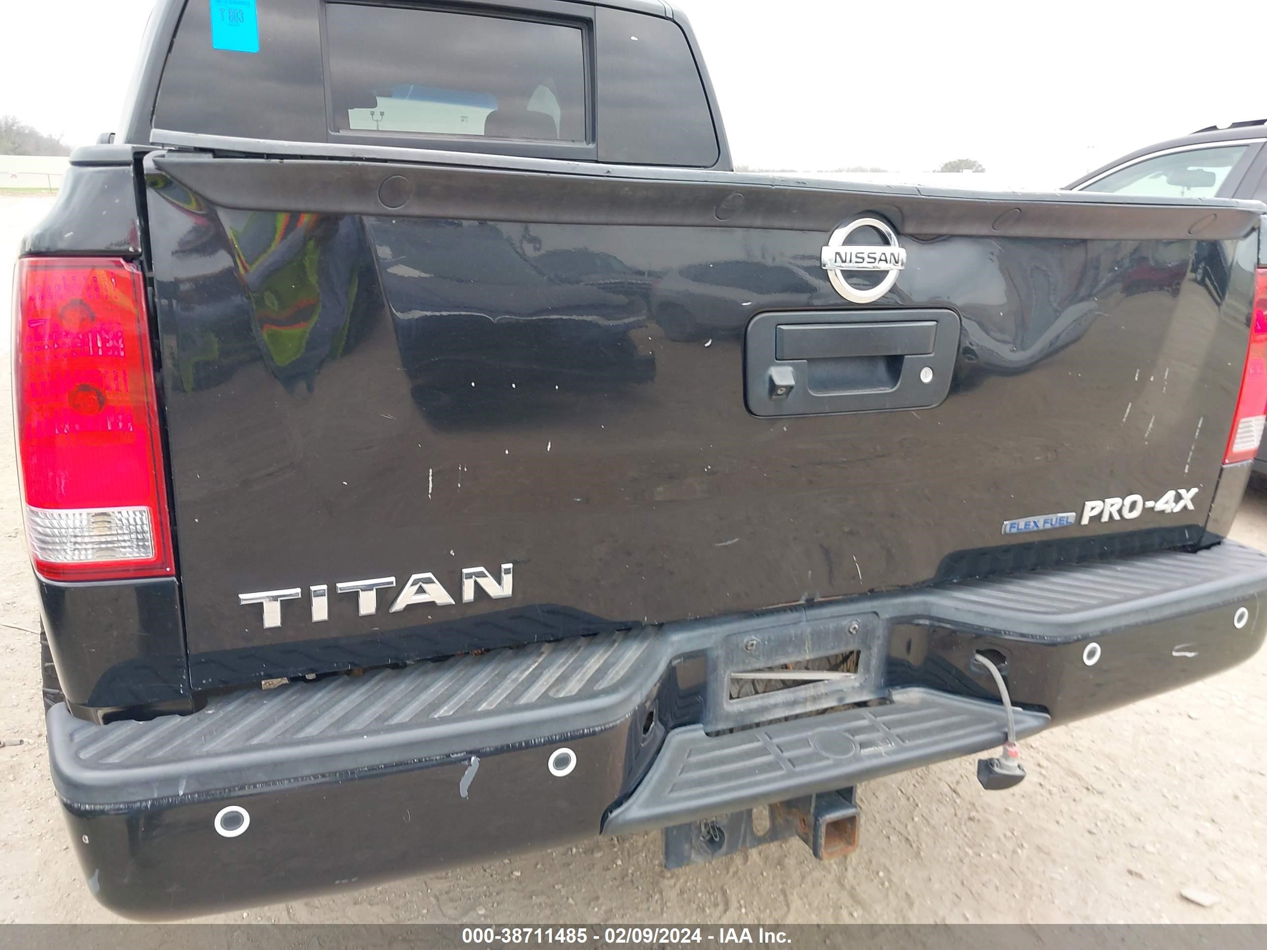 Photo 17 VIN: 1N6BA0EC3EN503103 - NISSAN TITAN 