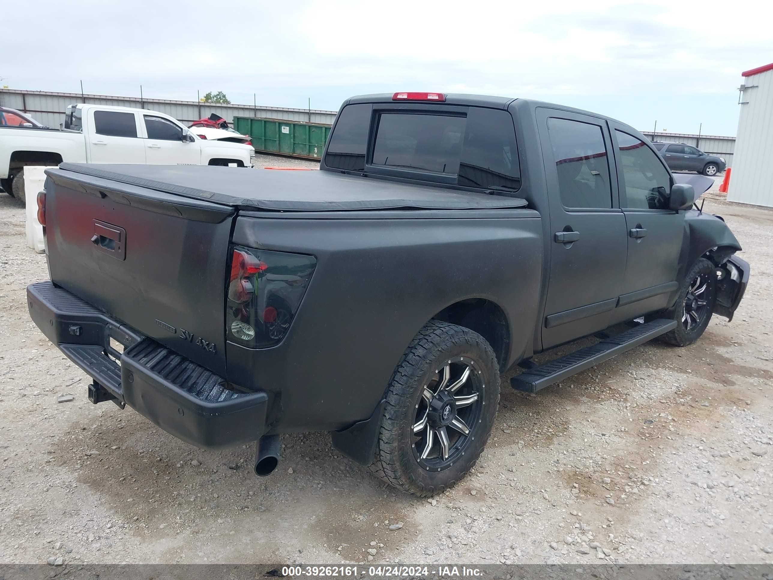 Photo 3 VIN: 1N6BA0EC4DN314278 - NISSAN TITAN 