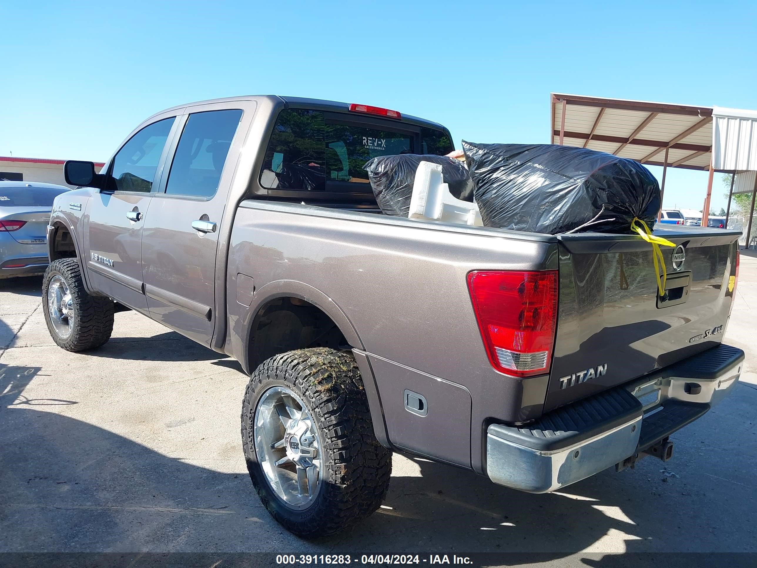 Photo 2 VIN: 1N6BA0EC4EN505720 - NISSAN TITAN 