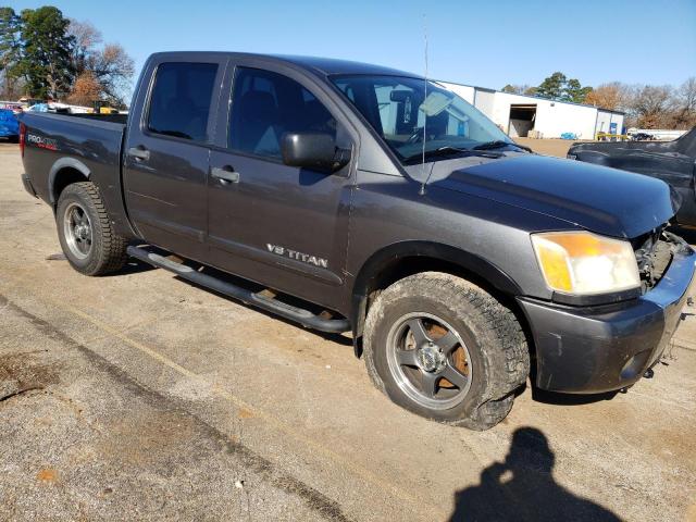 Photo 3 VIN: 1N6BA0EC5AN301325 - NISSAN TITAN 