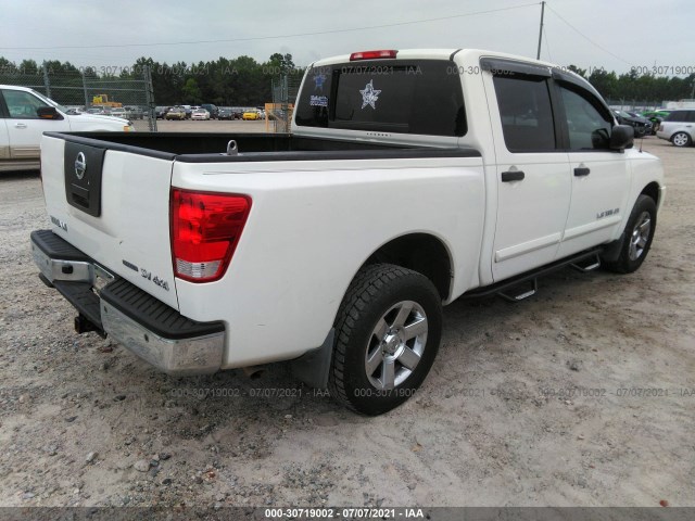 Photo 3 VIN: 1N6BA0EC6BN322217 - NISSAN TITAN 