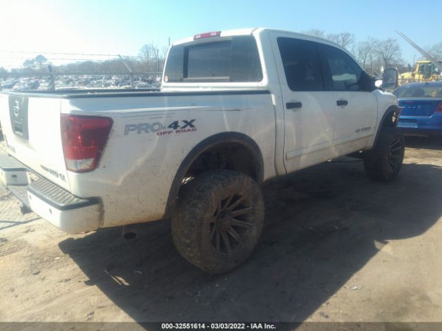 Photo 3 VIN: 1N6BA0EC6CN306617 - NISSAN TITAN 