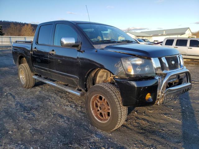 Photo 3 VIN: 1N6BA0EC7AN303089 - NISSAN TITAN 